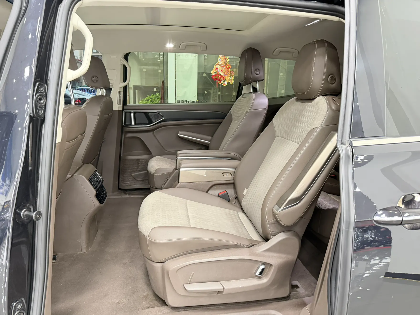 Volkswagen Viloran, 2023 17