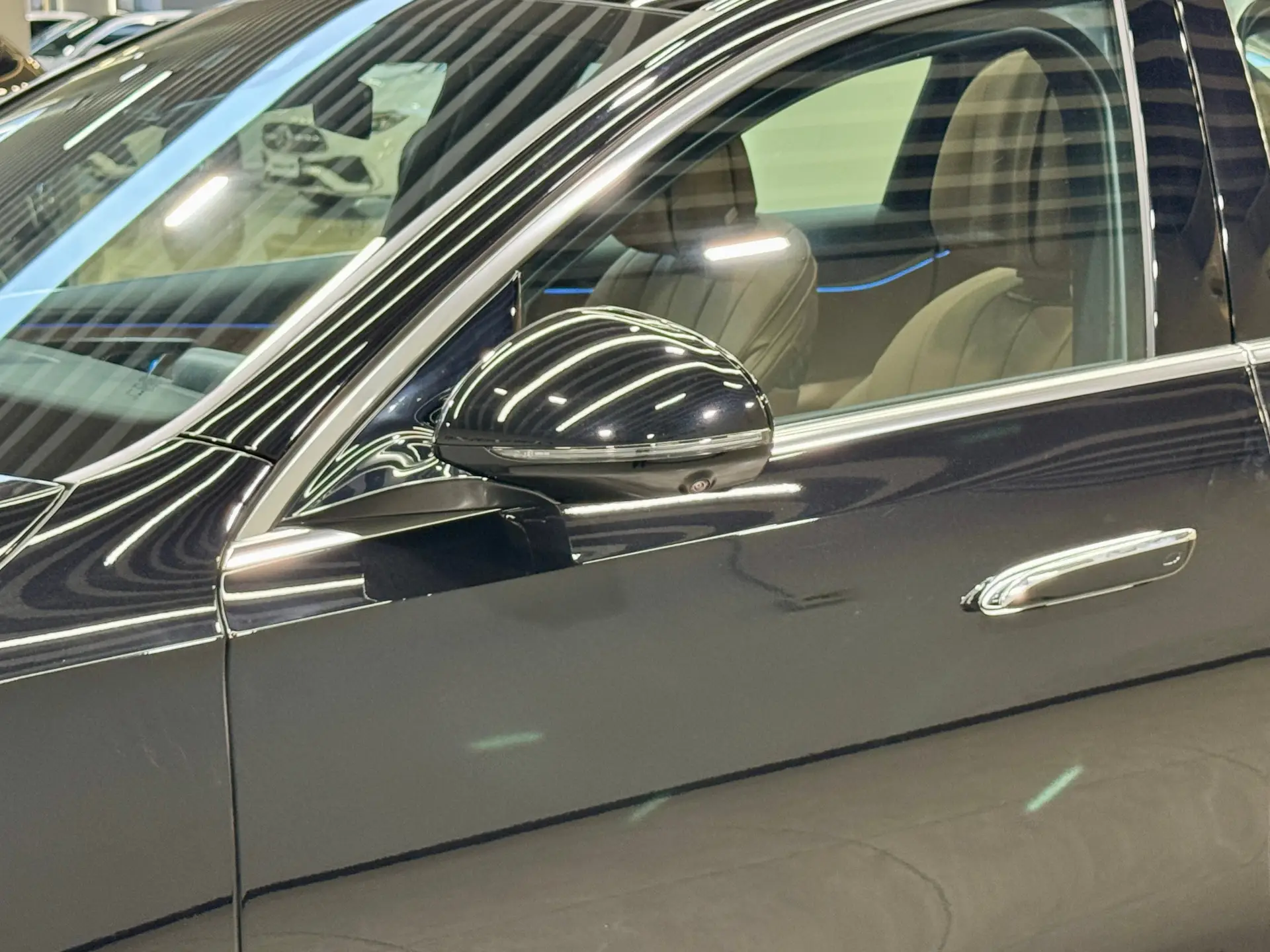 Mercedes-Benz E 300 L, 2026 8