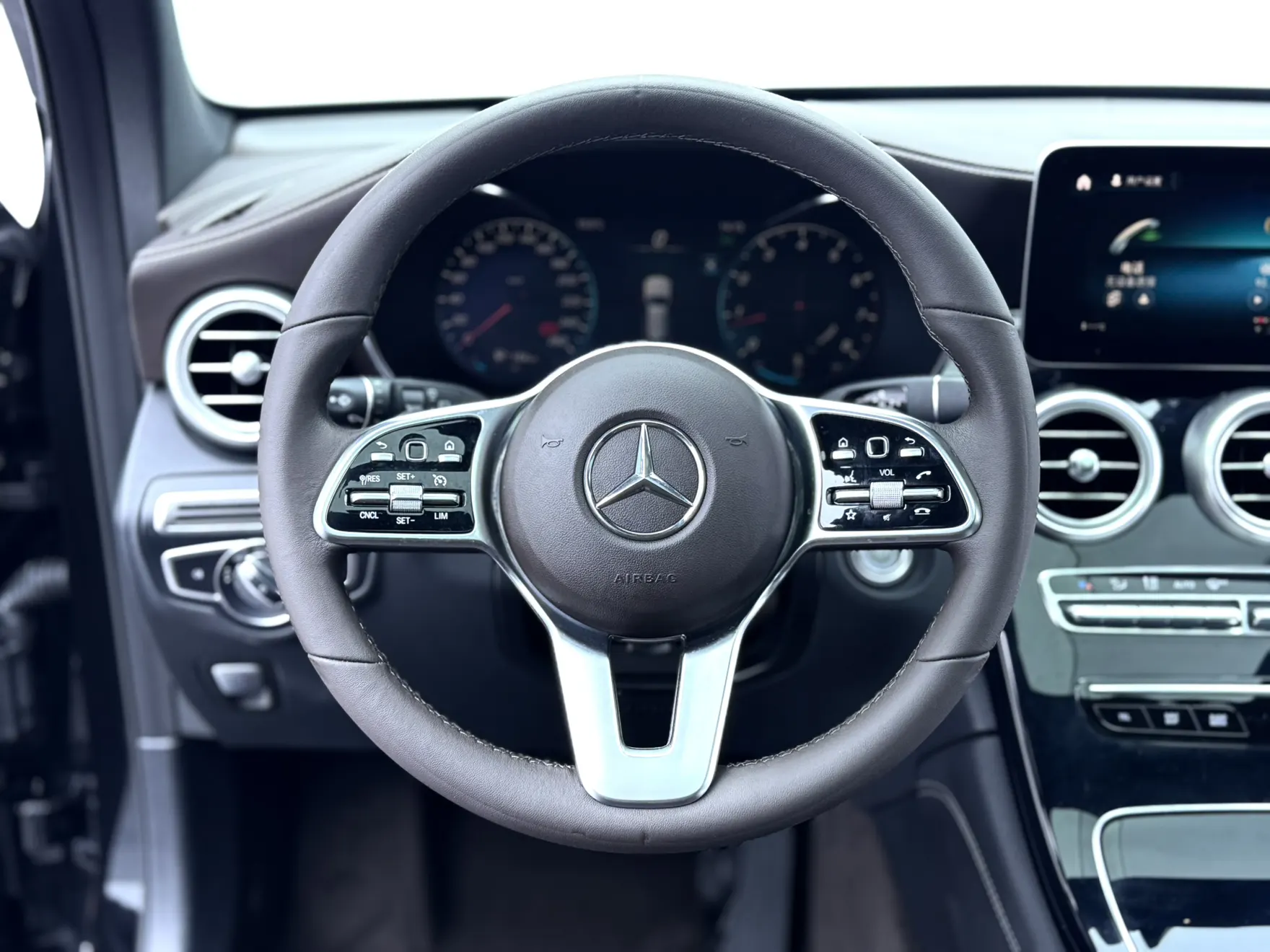 Mercedes-Benz GLC 260 L, 2020 14