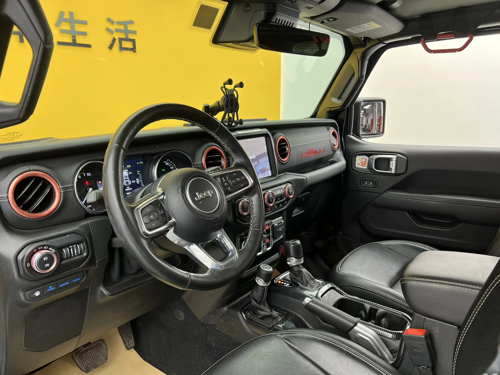 Jeep Wrangler, 2021 29