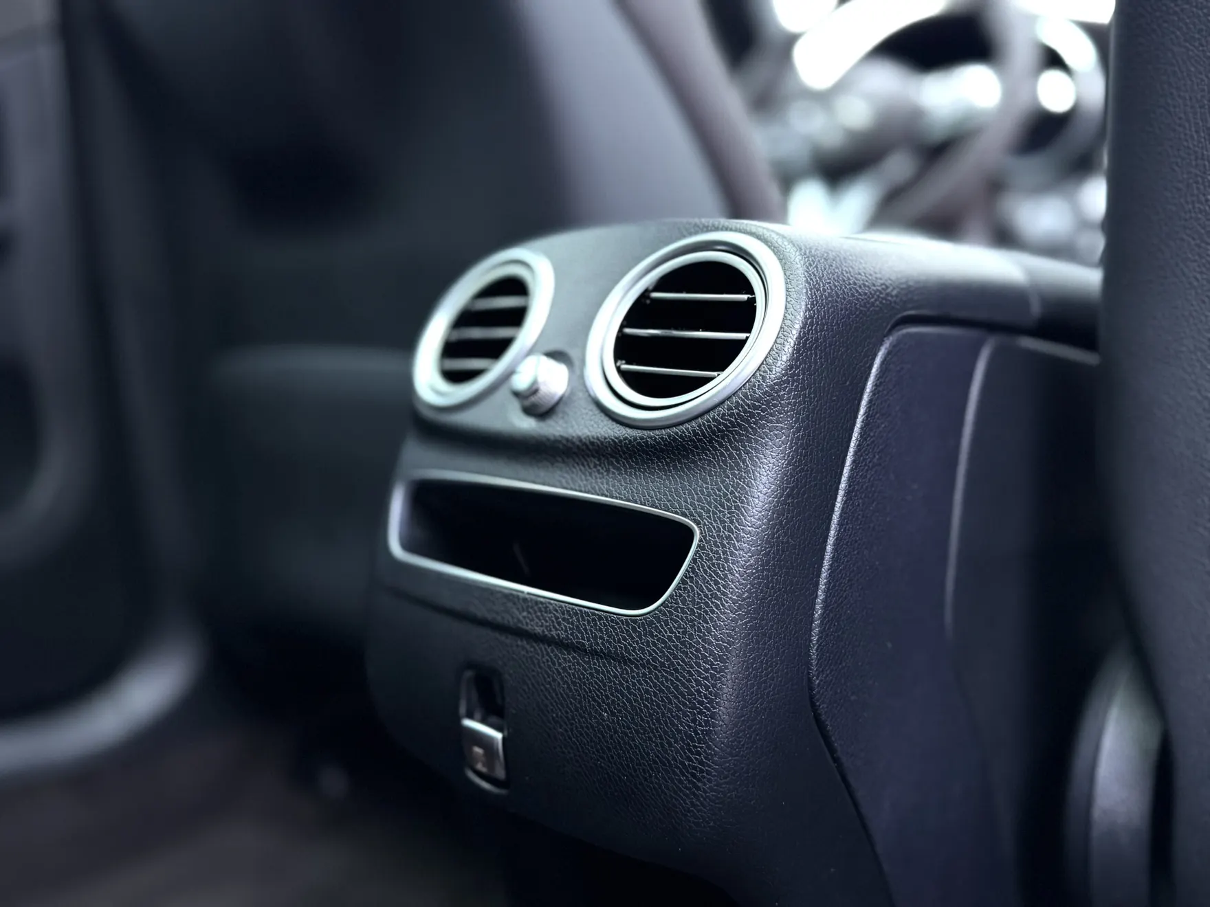 Mercedes-Benz GLC 260 L, 2020 18