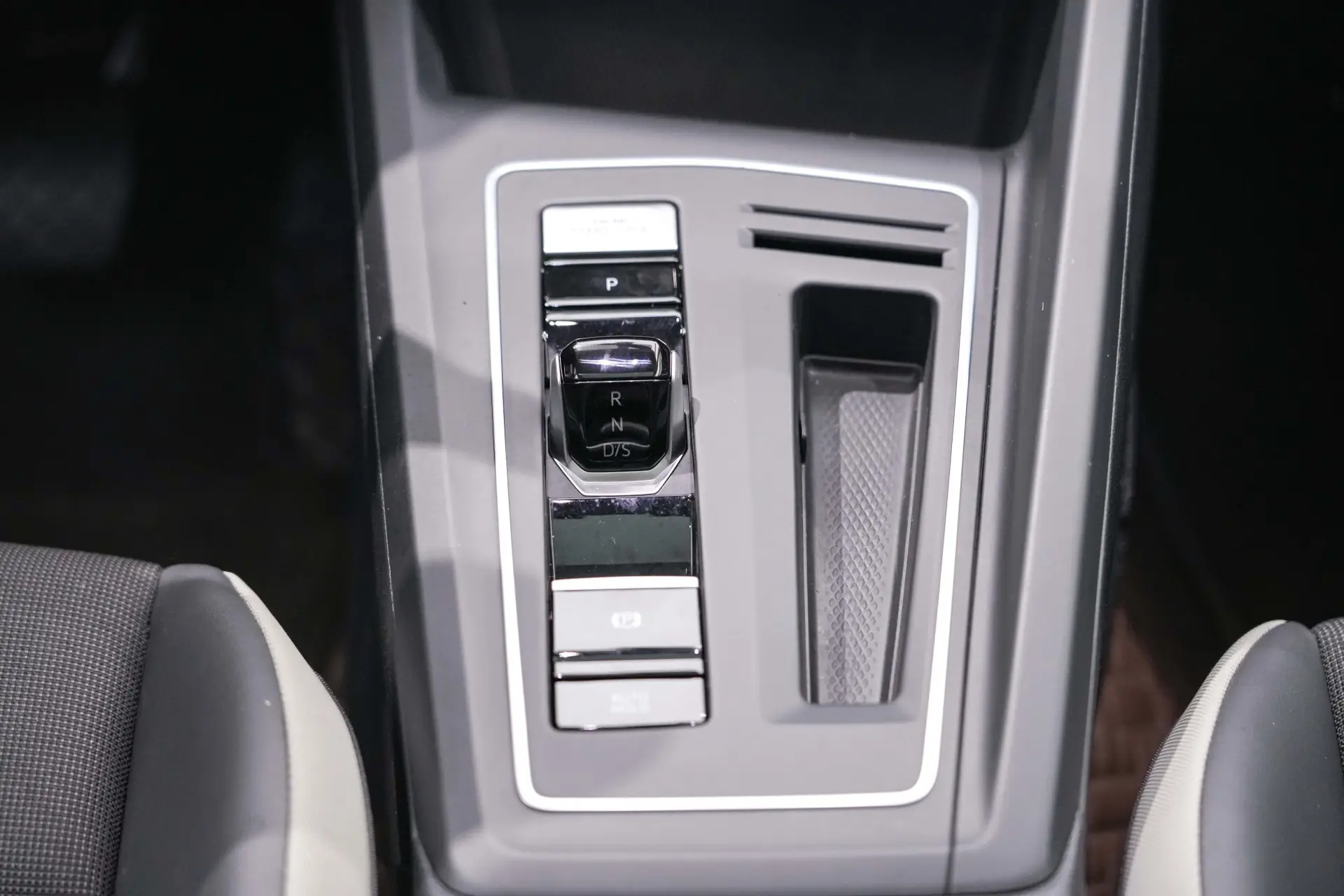 Volkswagen Golf, 2021 24