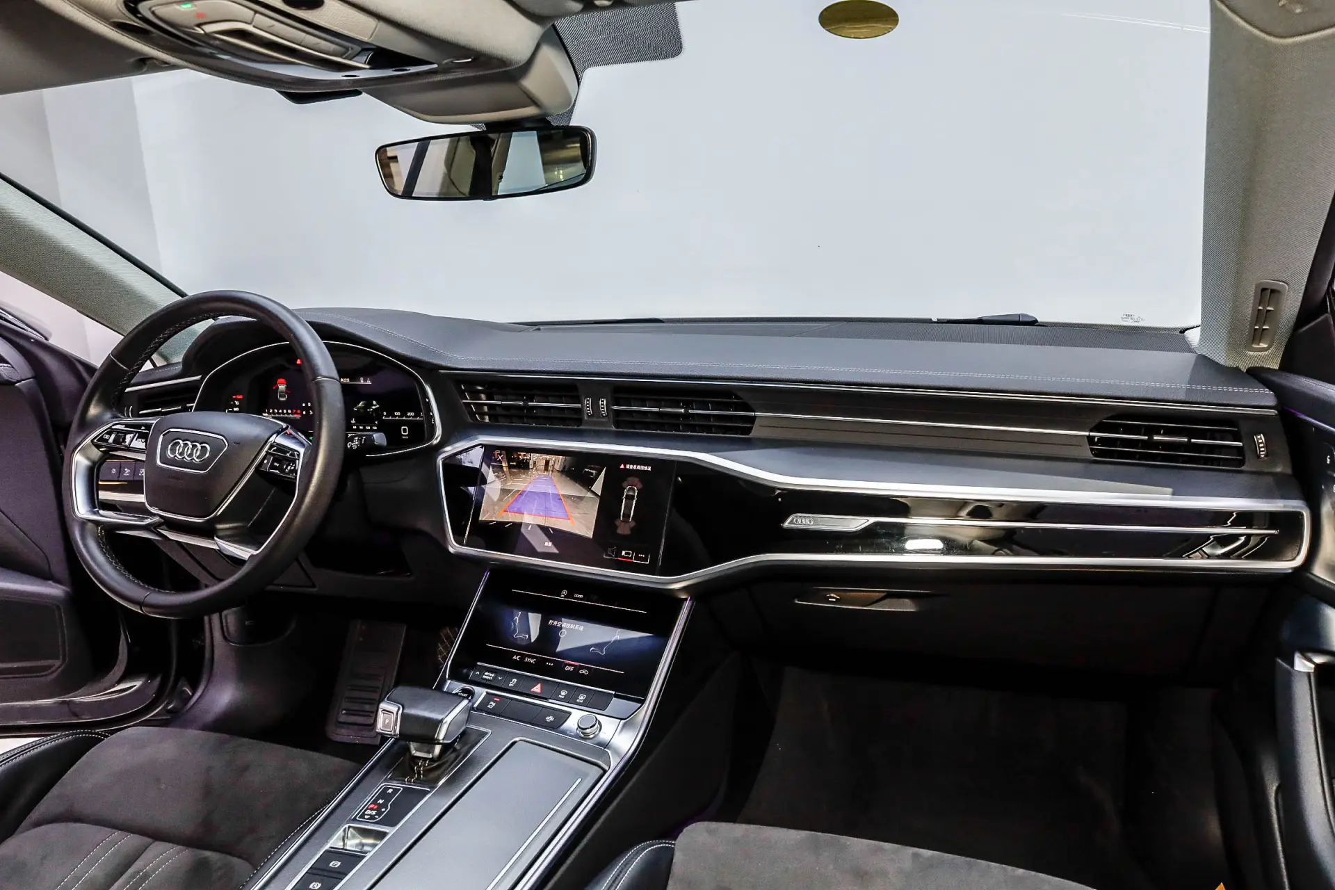 Audi A7L 45 TFSI, 2024 32