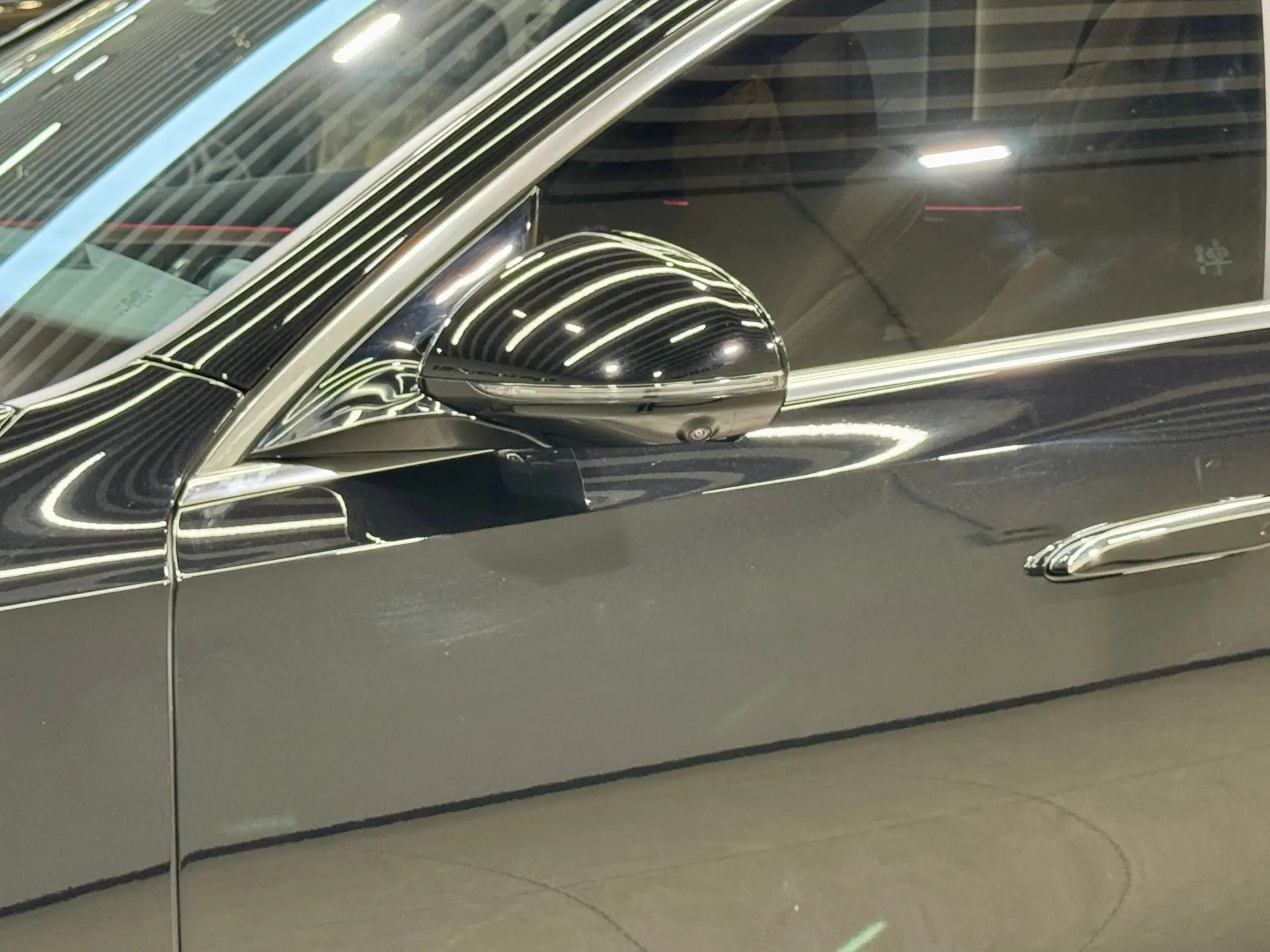 Mercedes-Benz E 300 L, 2024 9
