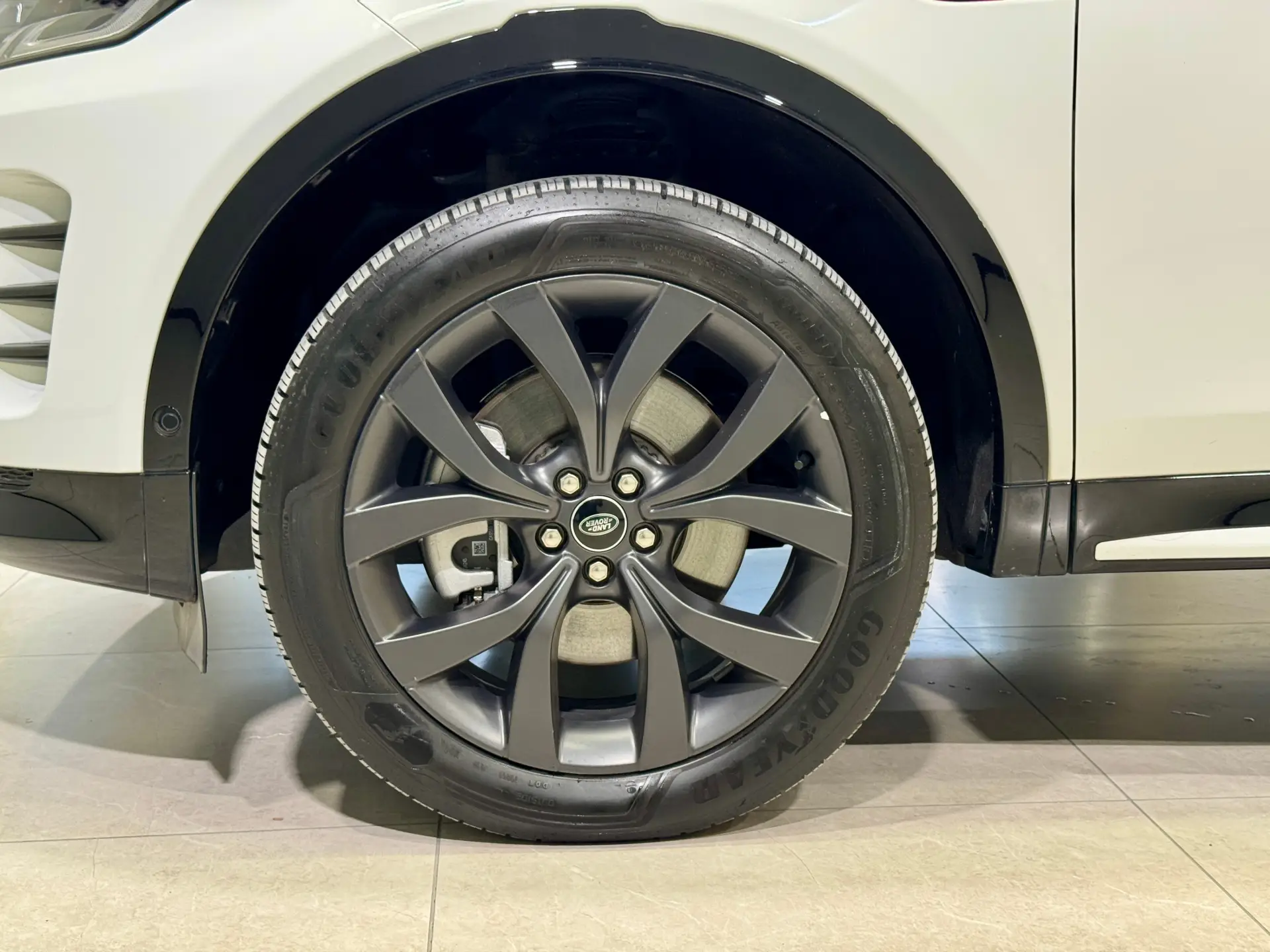 Land Rover Discovery Sport, 2024 10