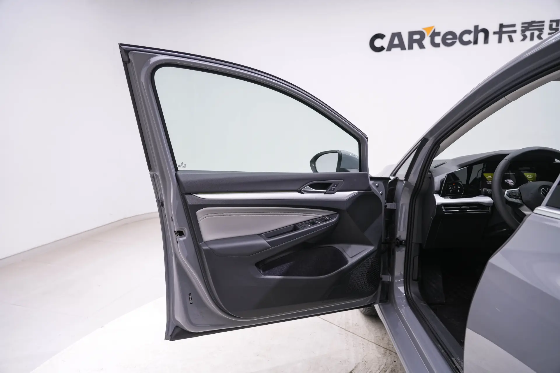 Volkswagen Golf, 2025 20