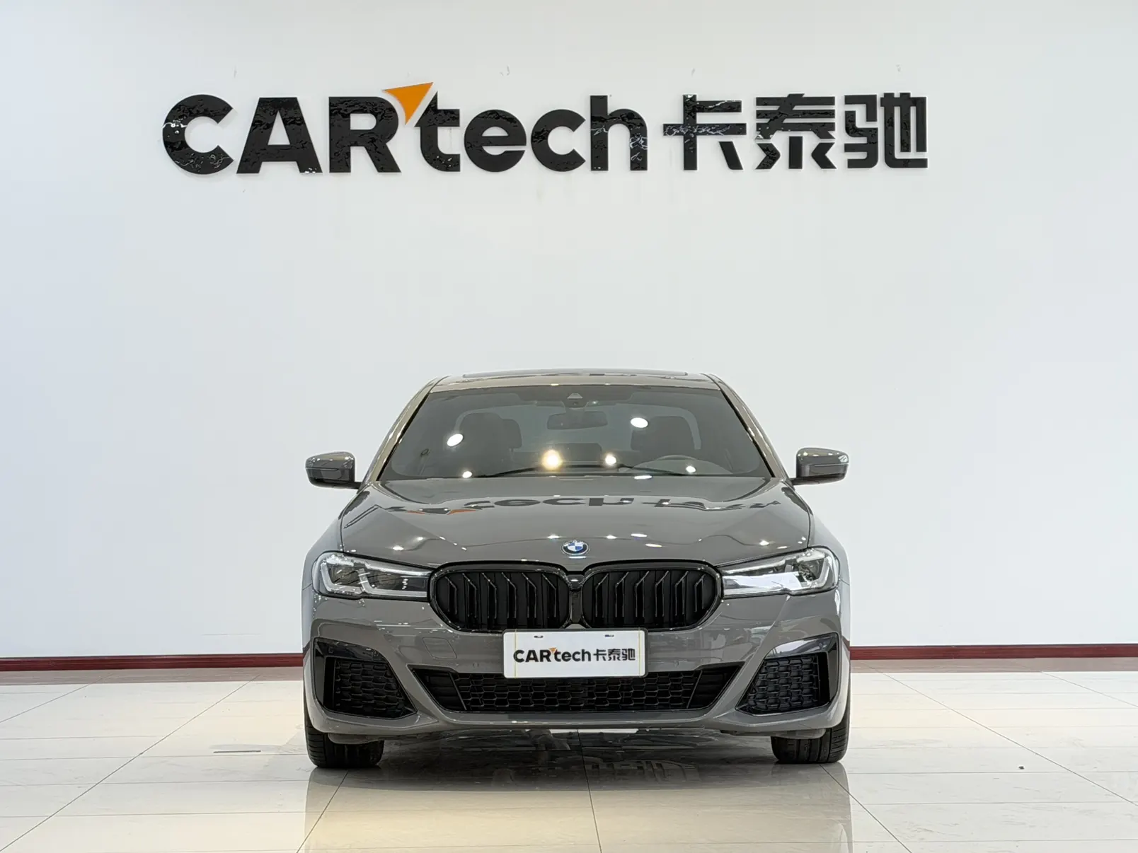 BMW 525i, 2023 3