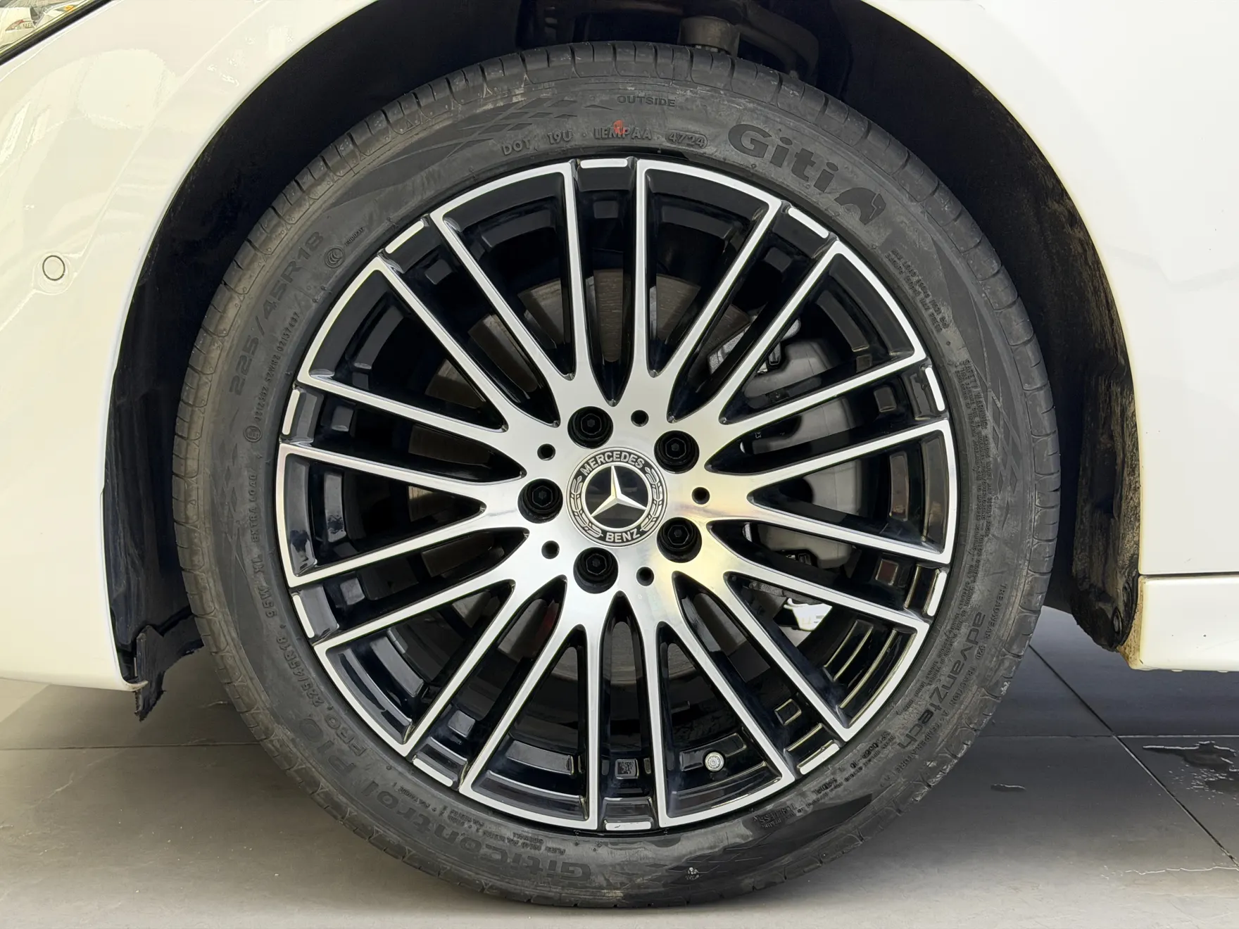 Mercedes-Benz C 260 L, 2024 11