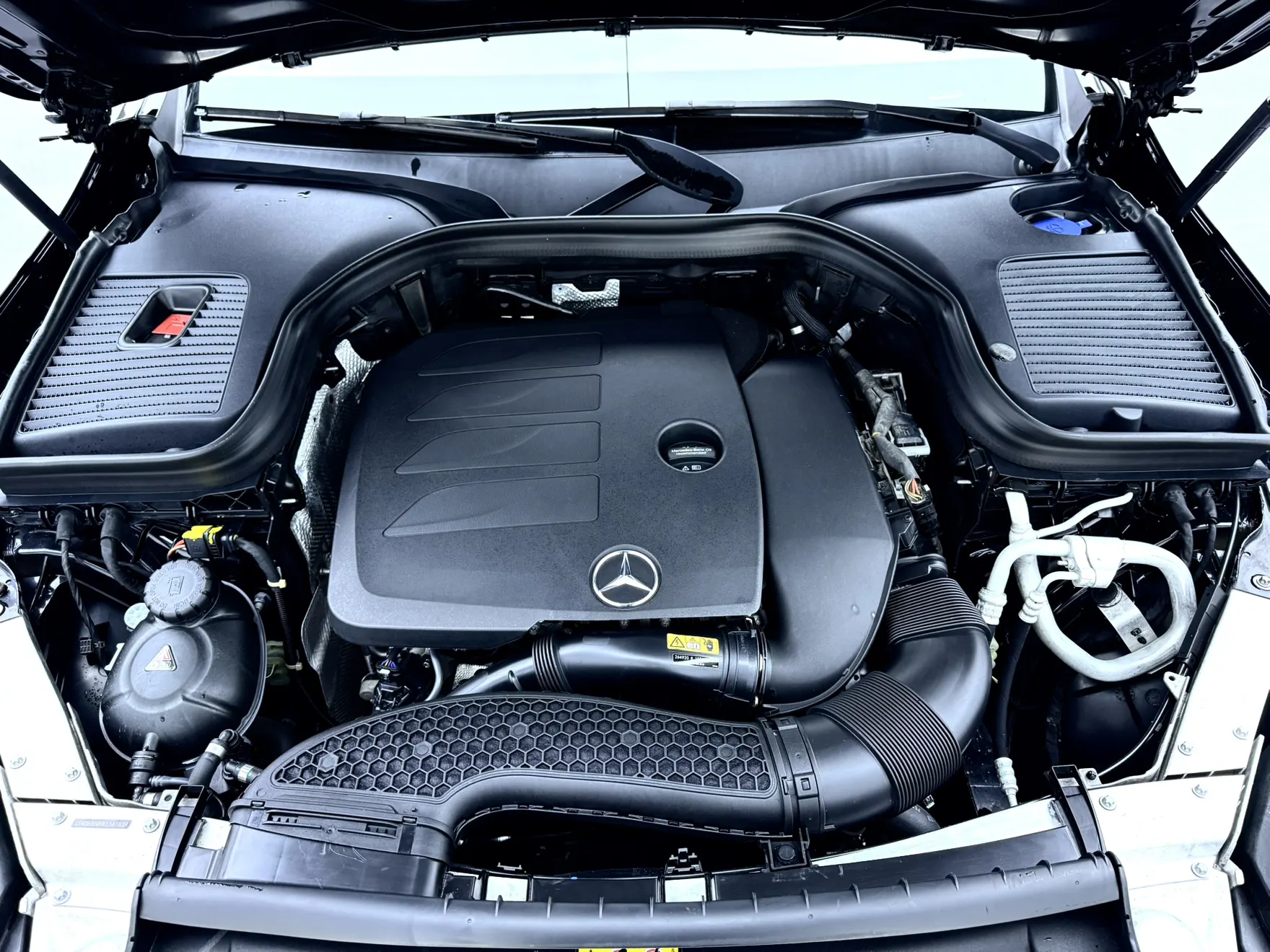 Mercedes-Benz GLC 260 L, 2020 10