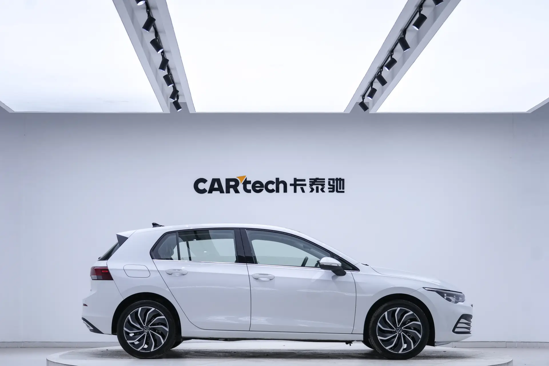 Volkswagen Golf, 2021 4