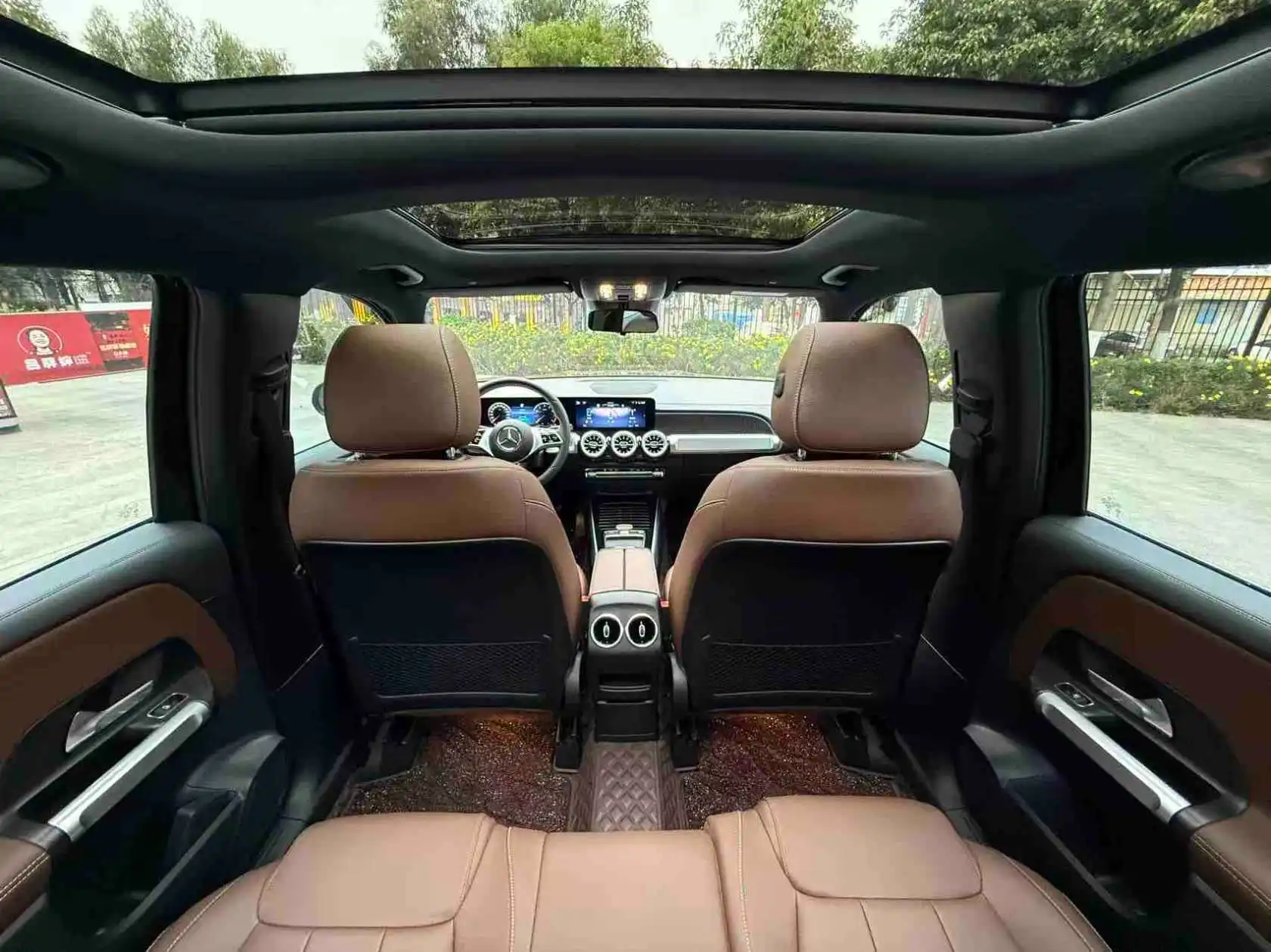 Mercedes-Benz GLB, 2025 13