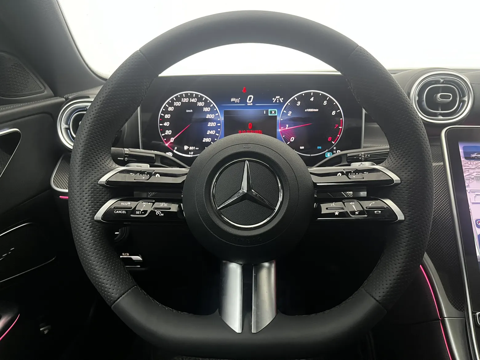 Mercedes-Benz C 260 L, 2023 9