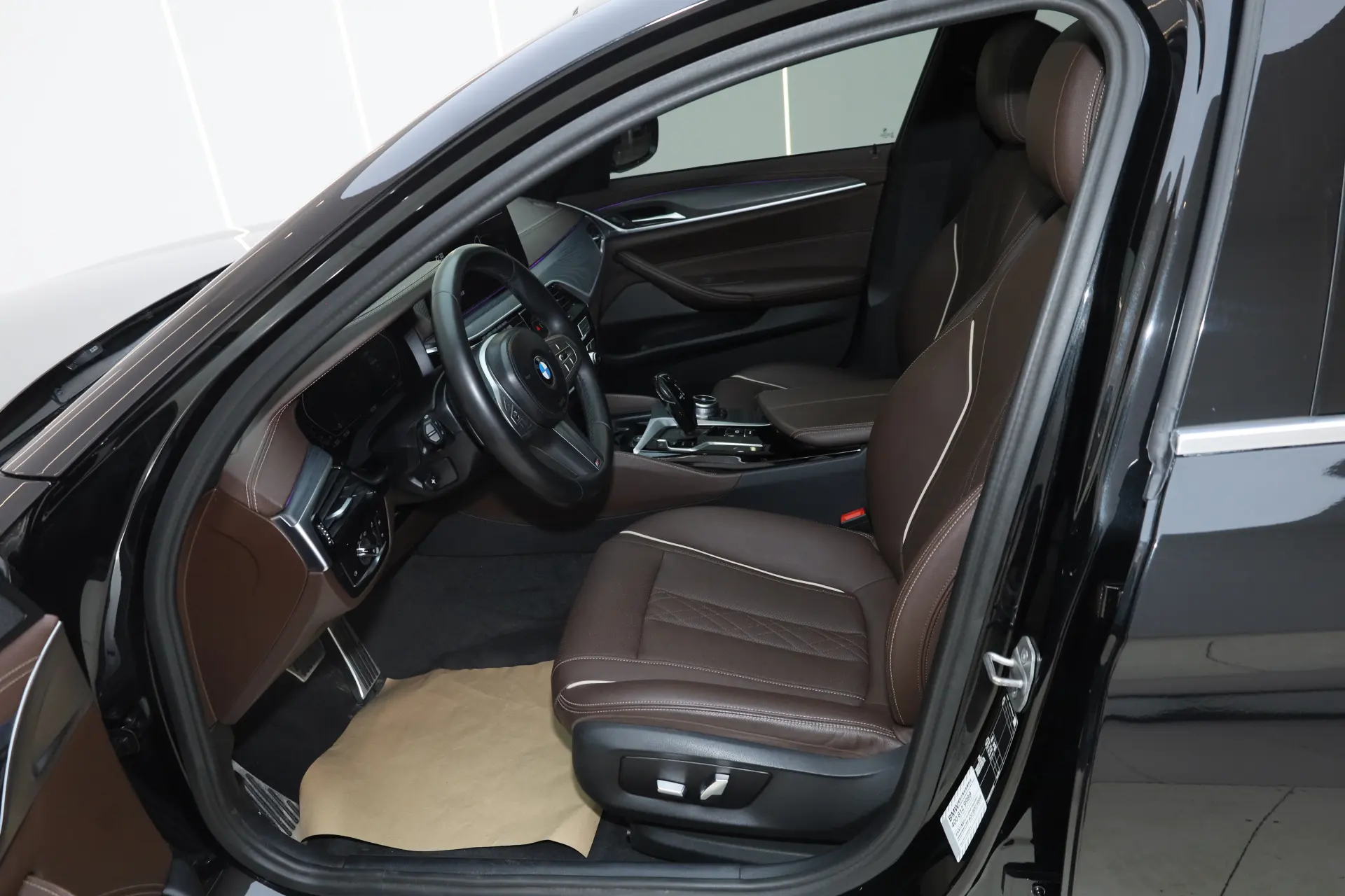 BMW 530Li, 2023 18