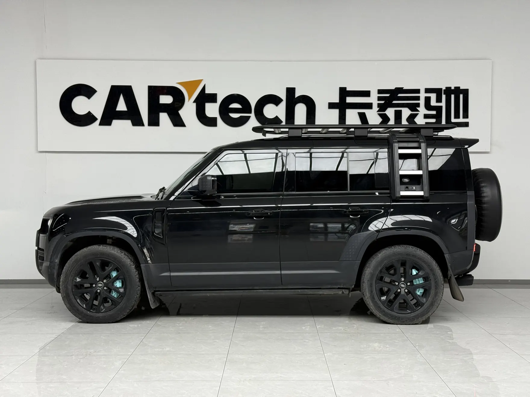 Land Rover Defender, 2022 4