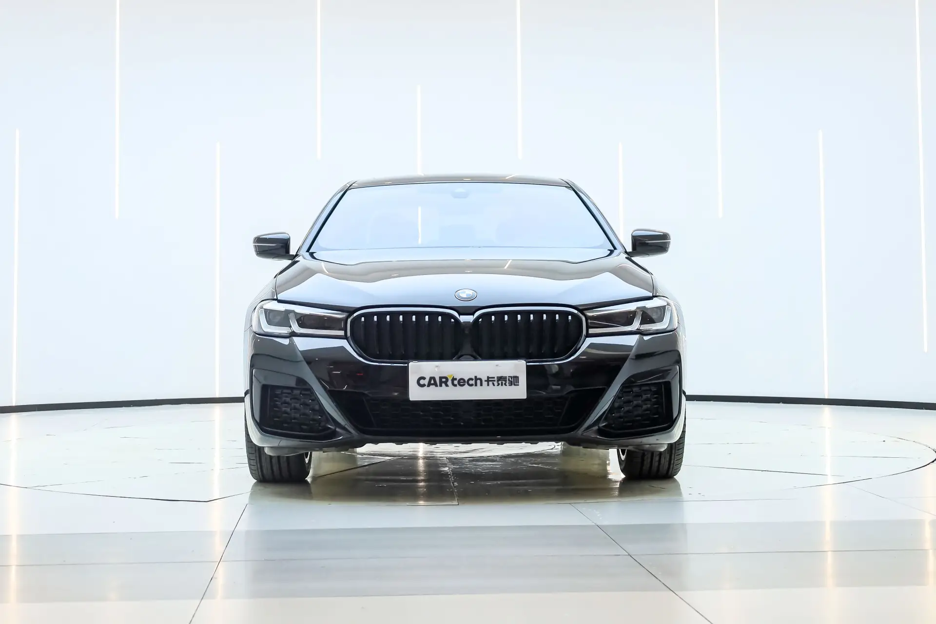 BMW 530Li, 2023 3