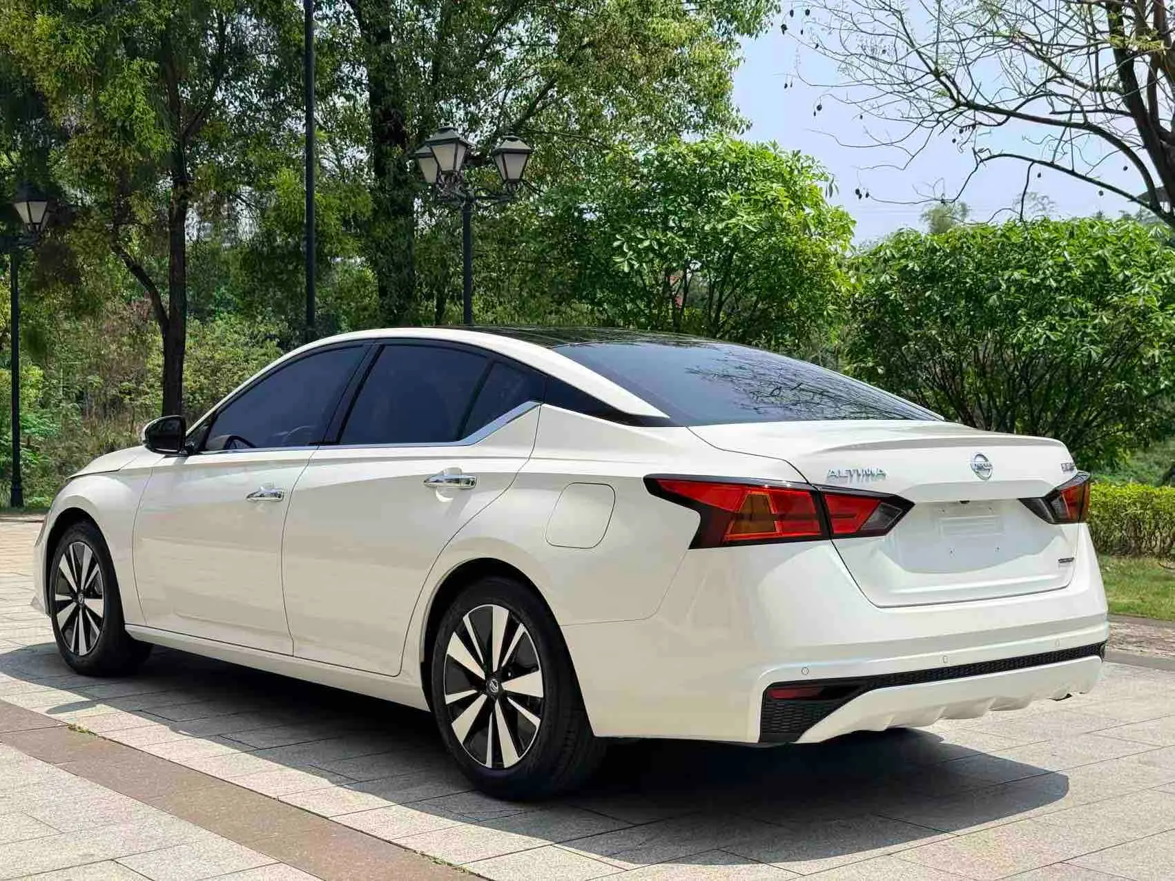 Nissan Teana, 2022 все фото