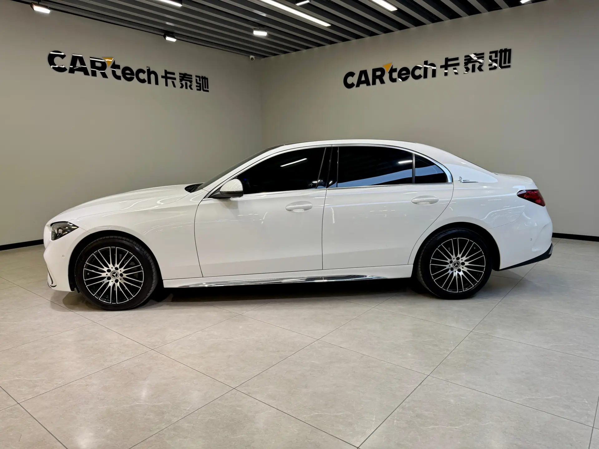 Mercedes-Benz C 260 L, 2023 7