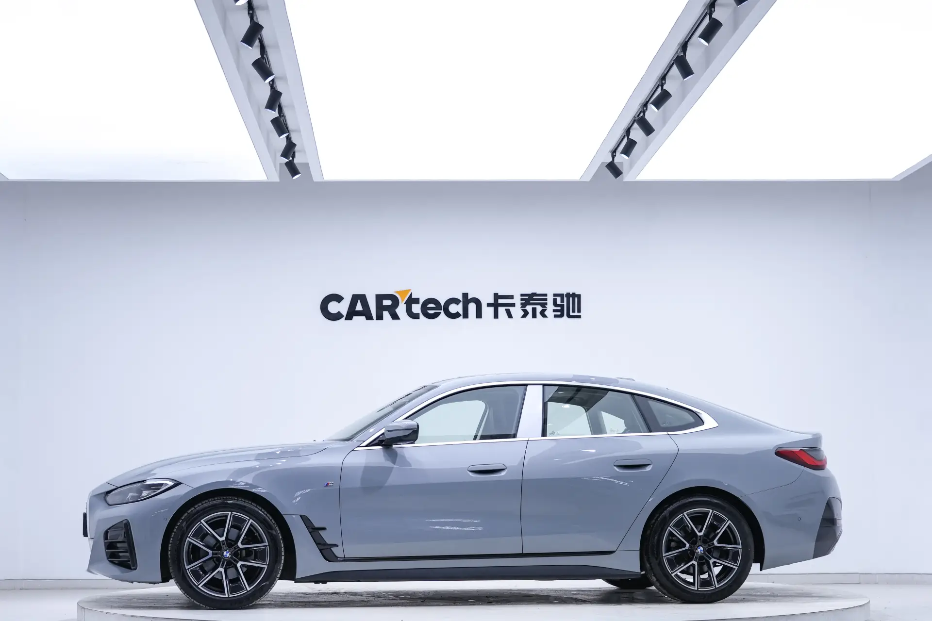 BMW 425i, 2023 8