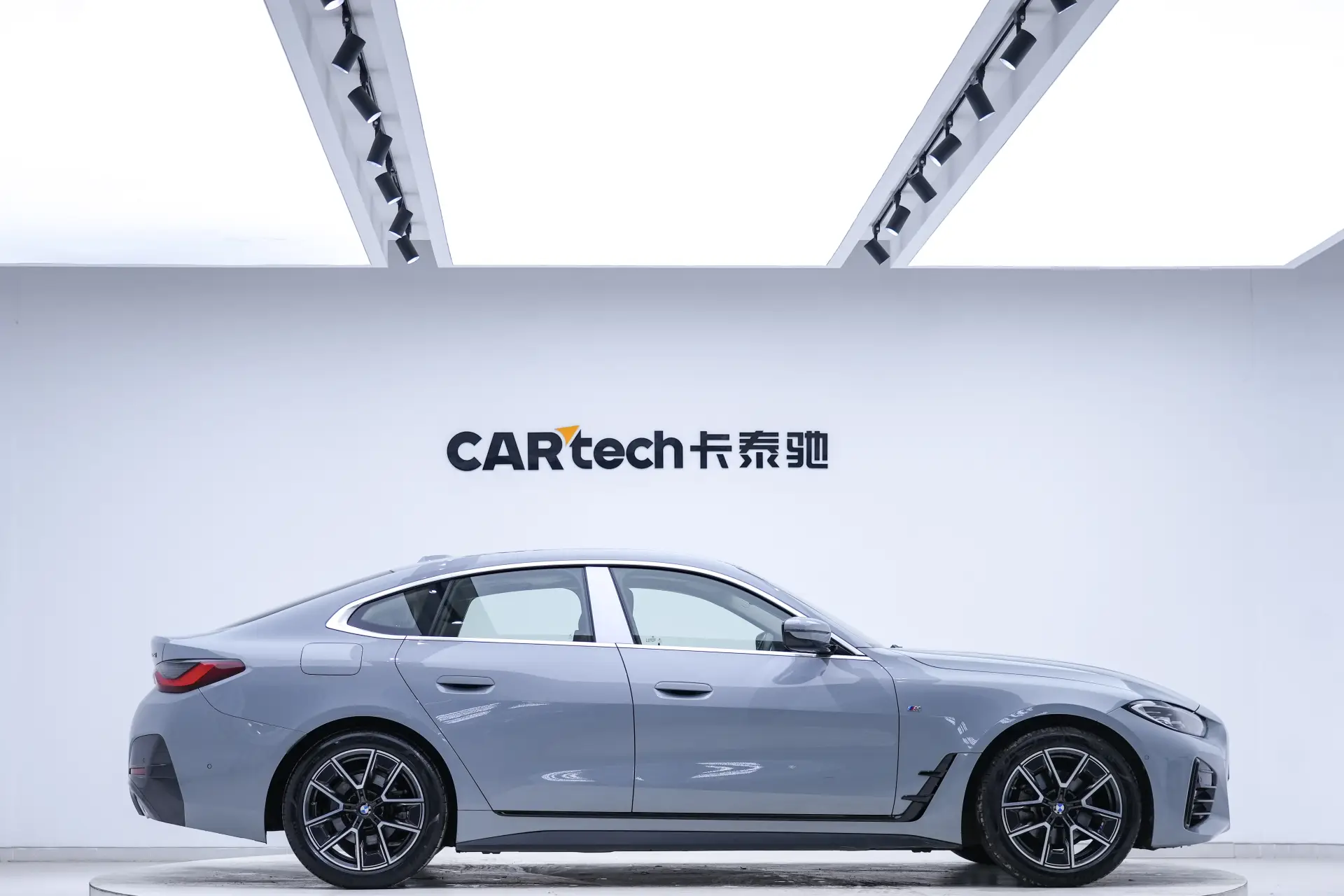 BMW 425i, 2023 4