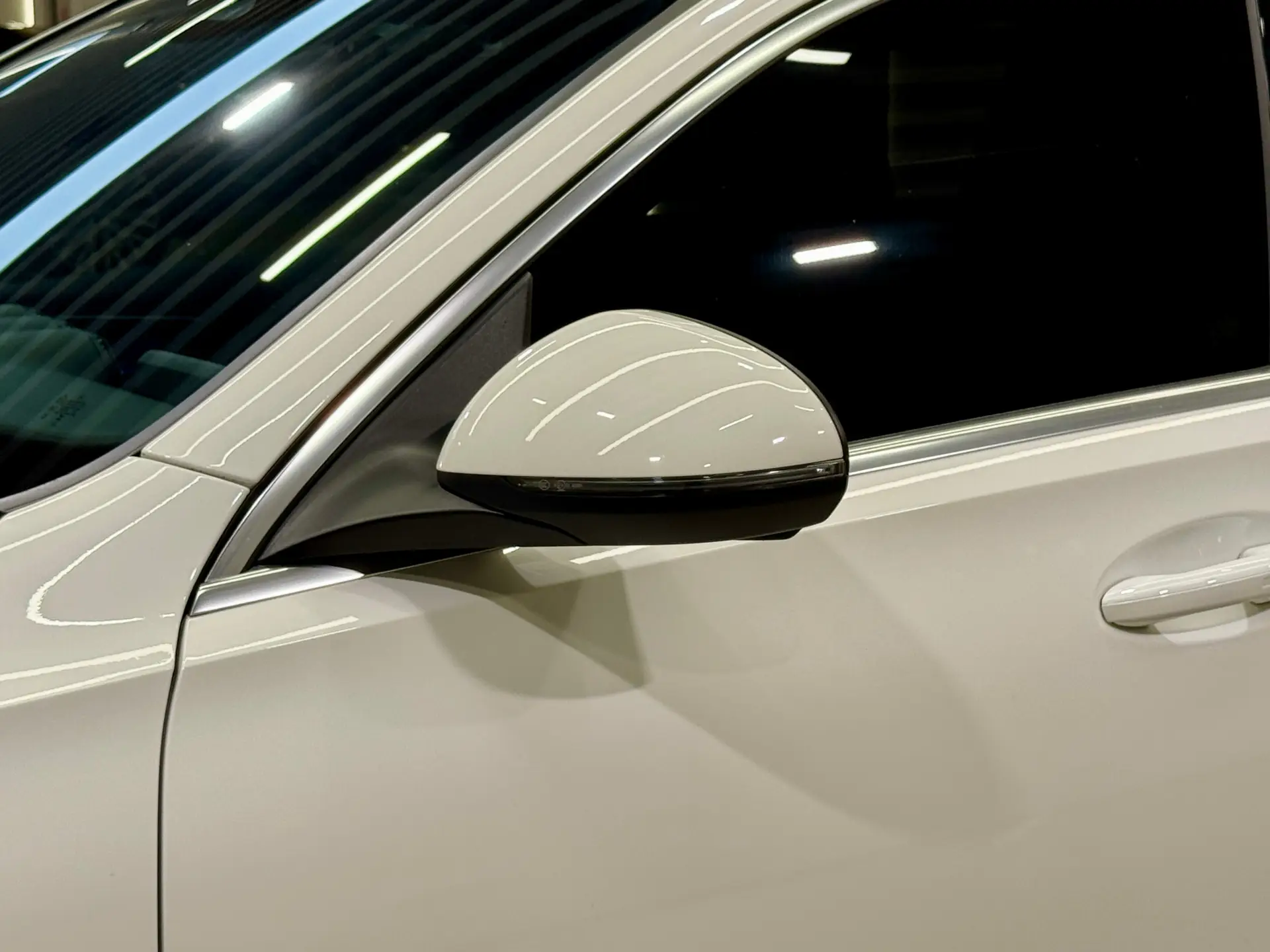 Mercedes-Benz C 260 L, 2023 9