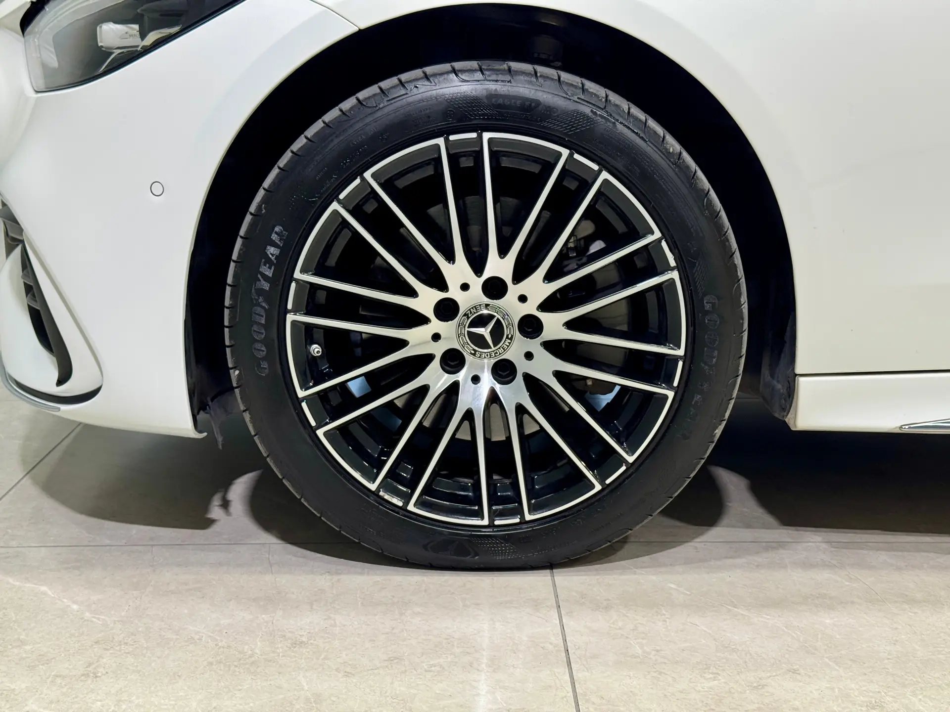 Mercedes-Benz C 260 L, 2023 10