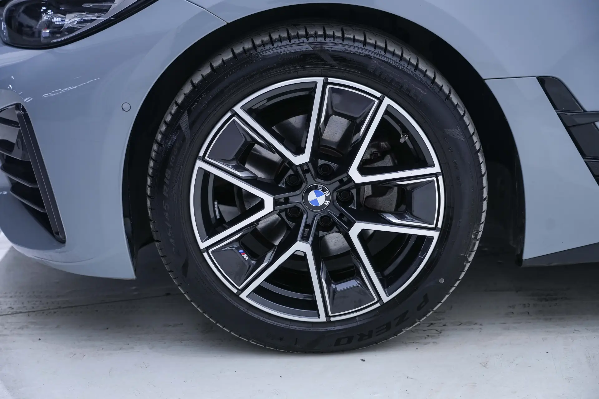 BMW 425i, 2023 11