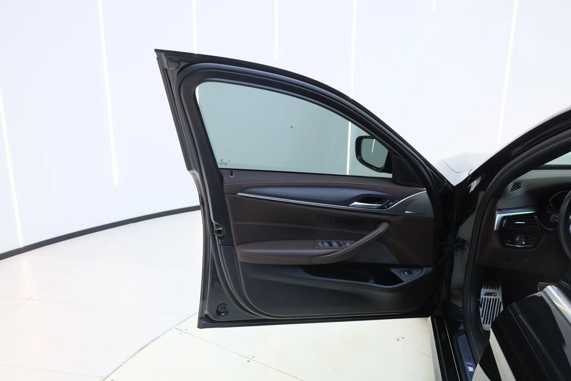 BMW 530Li, 2023 17