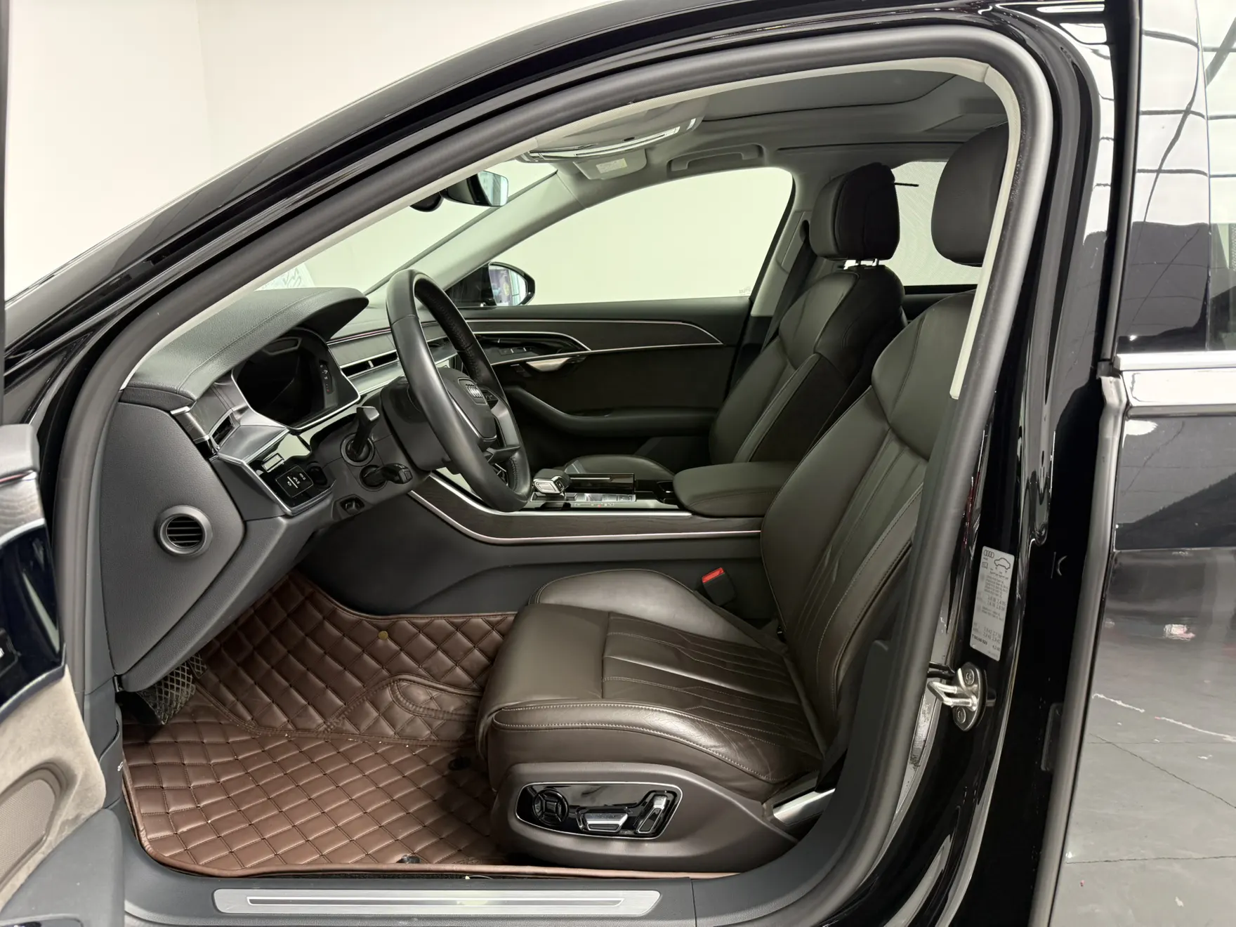 Audi A8L 50 TFSI, 2020 12