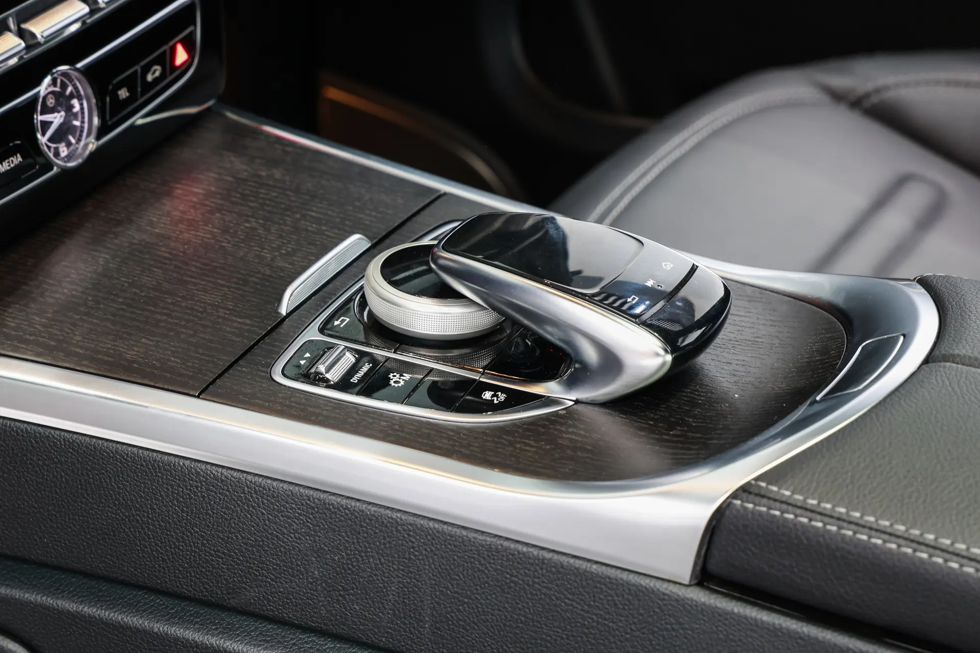 Mercedes-Benz G 350, 2023 17