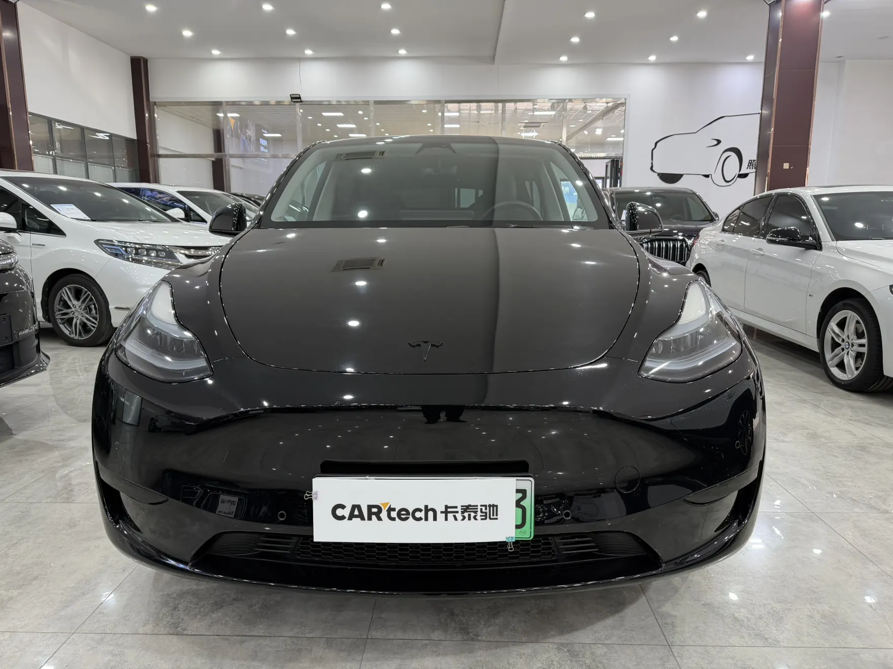 Tesla Model Y, 2022 3