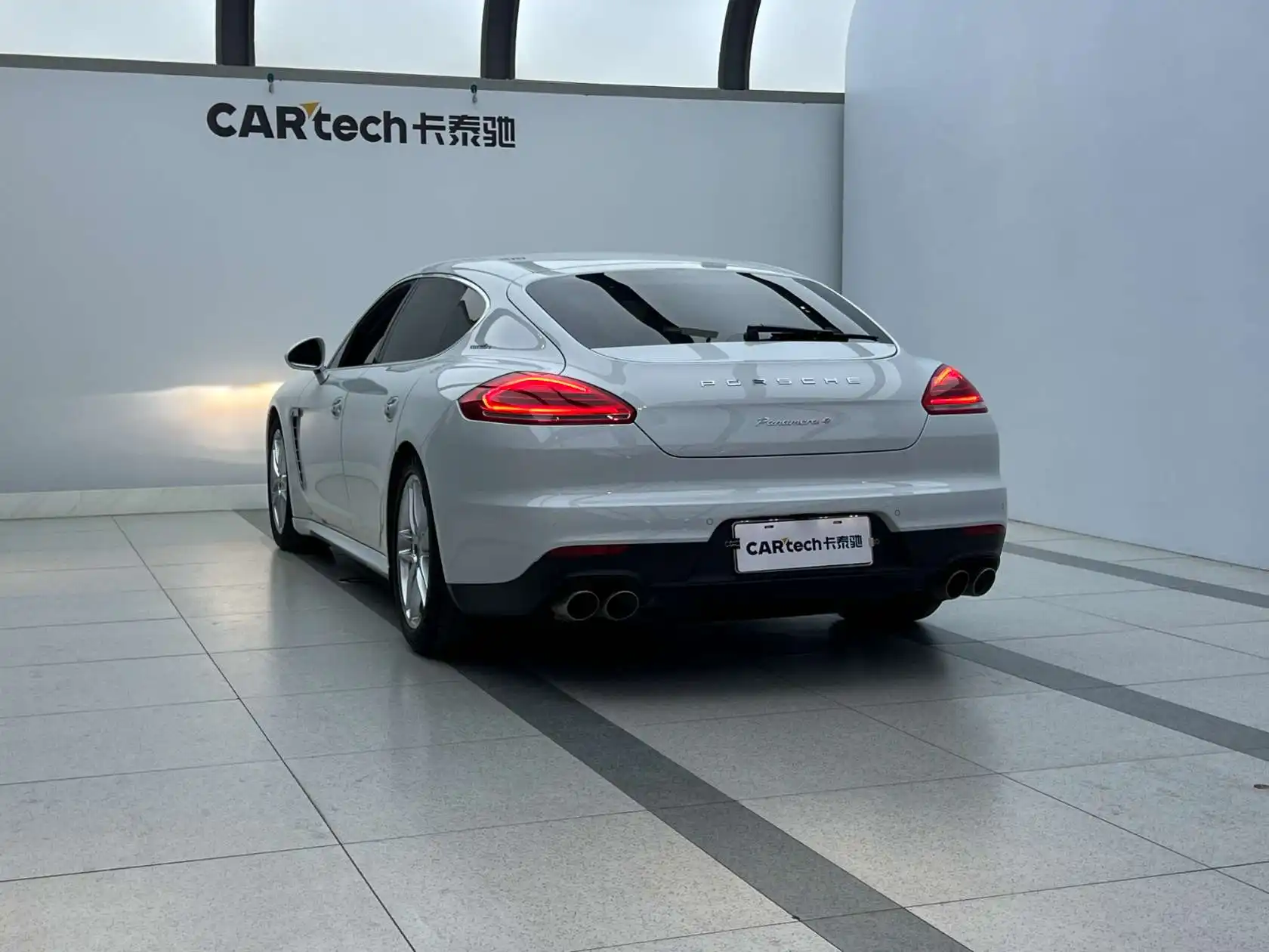 Porsche Panamera, 2016 4