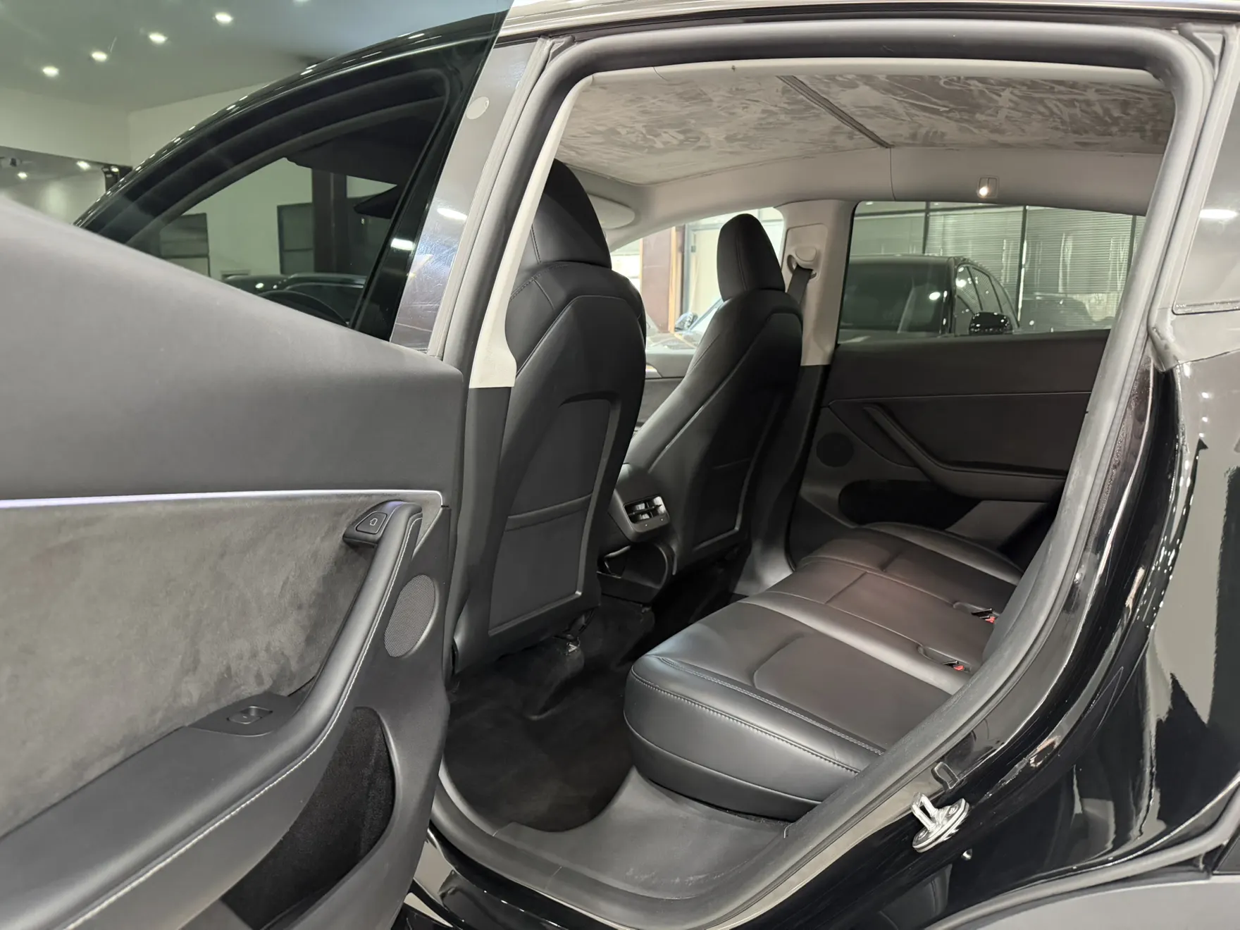 Tesla Model Y, 2022 9