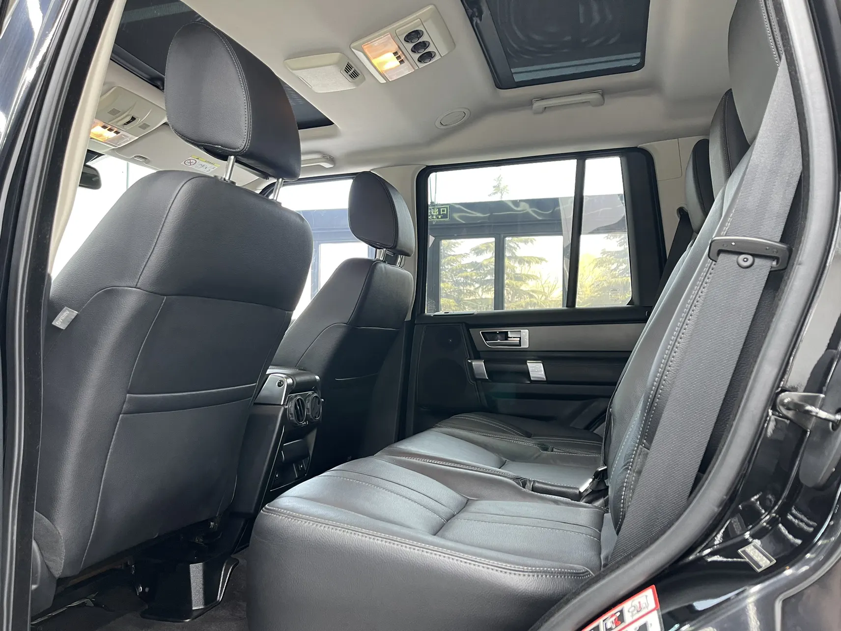 Land Rover Discovery, 2019 16