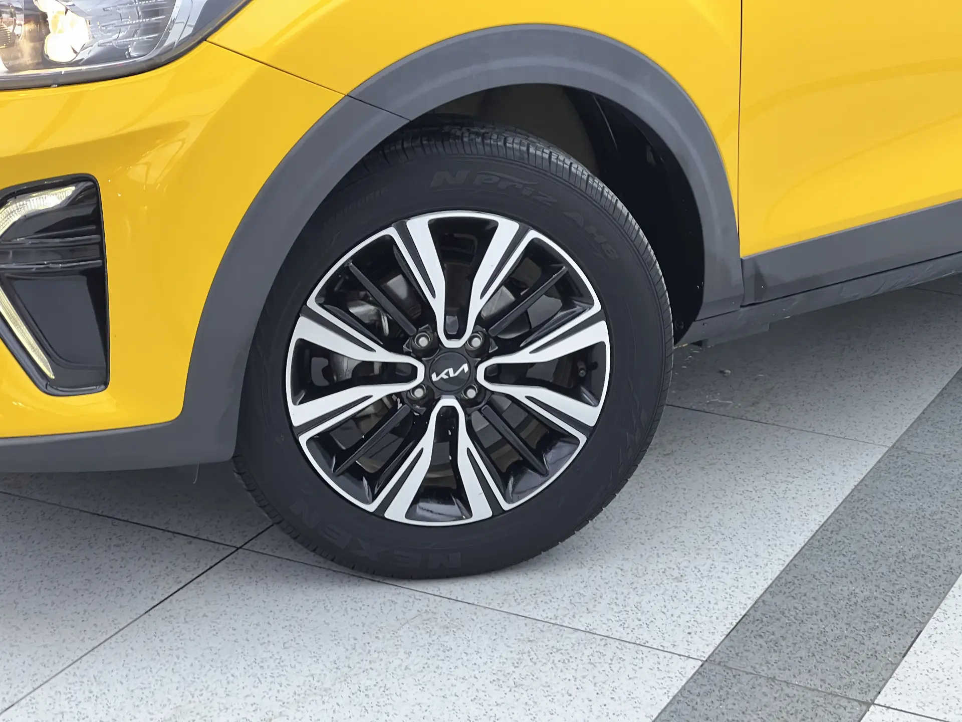 Kia KX1, 2022 7