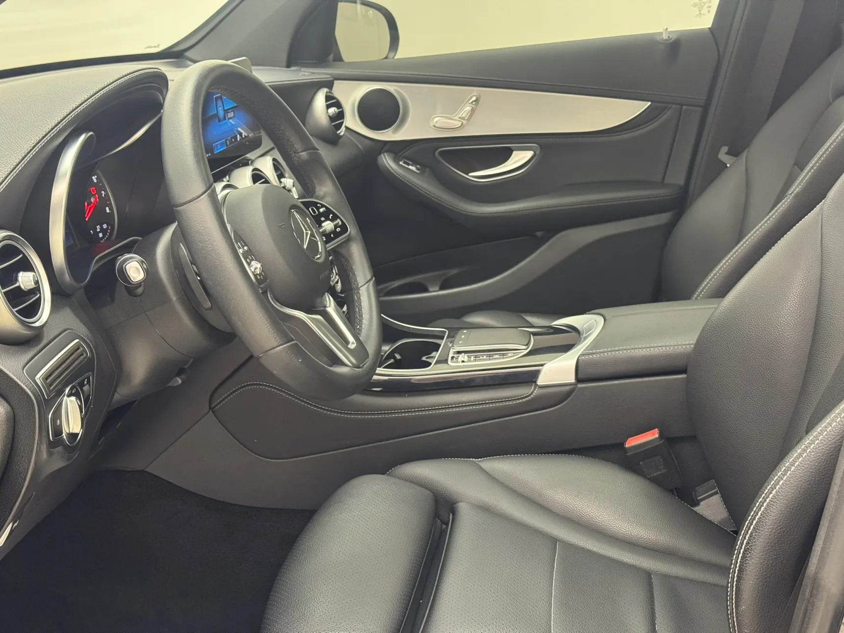 Mercedes-Benz GLC 260 L, 2019 14