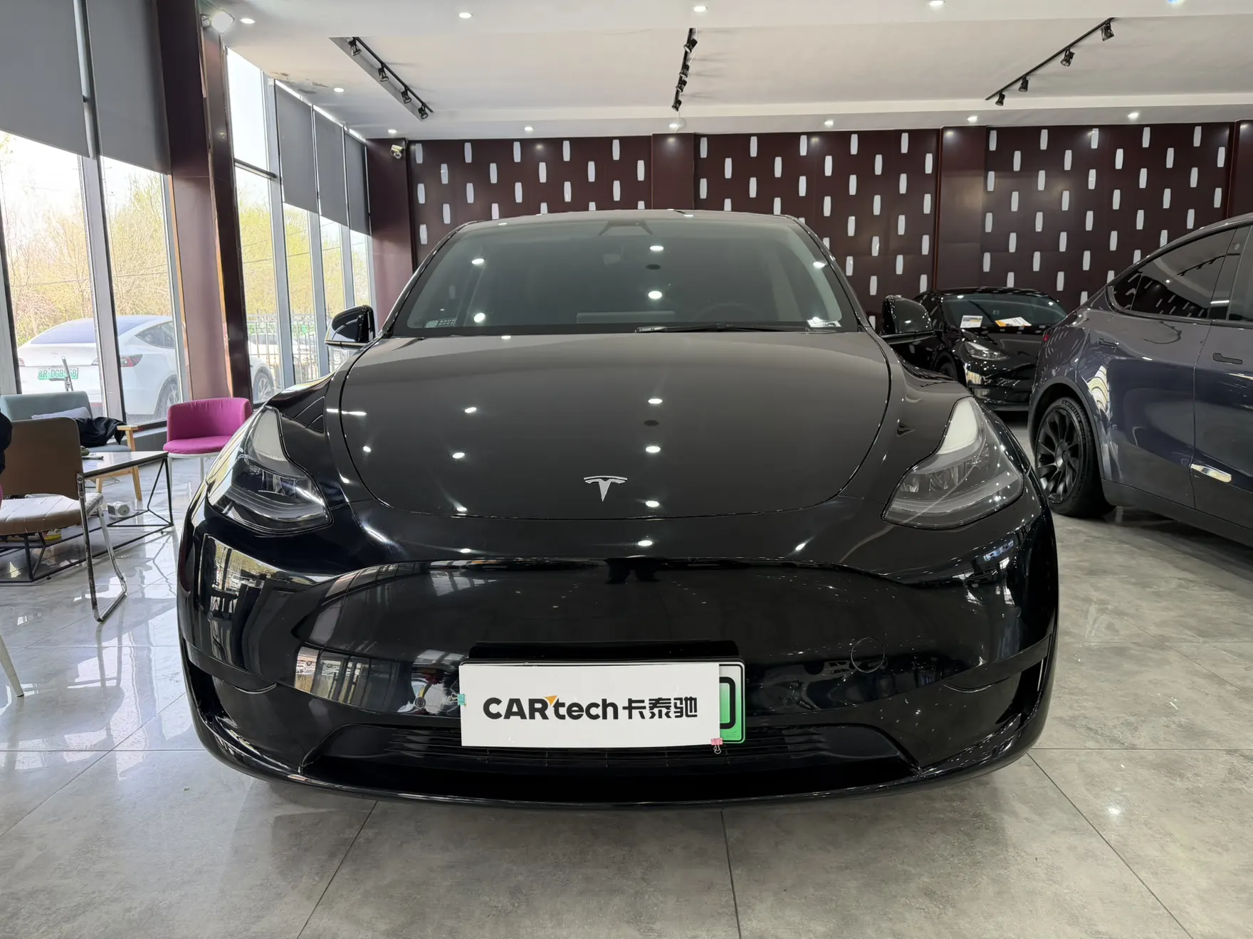 Tesla Model Y, 2022 3