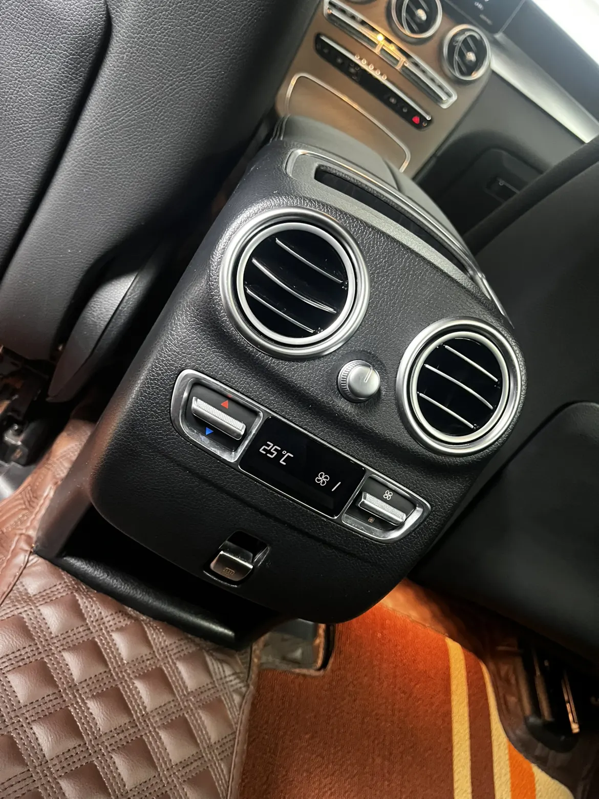 Mercedes-Benz GLC 300 L, 2023 15