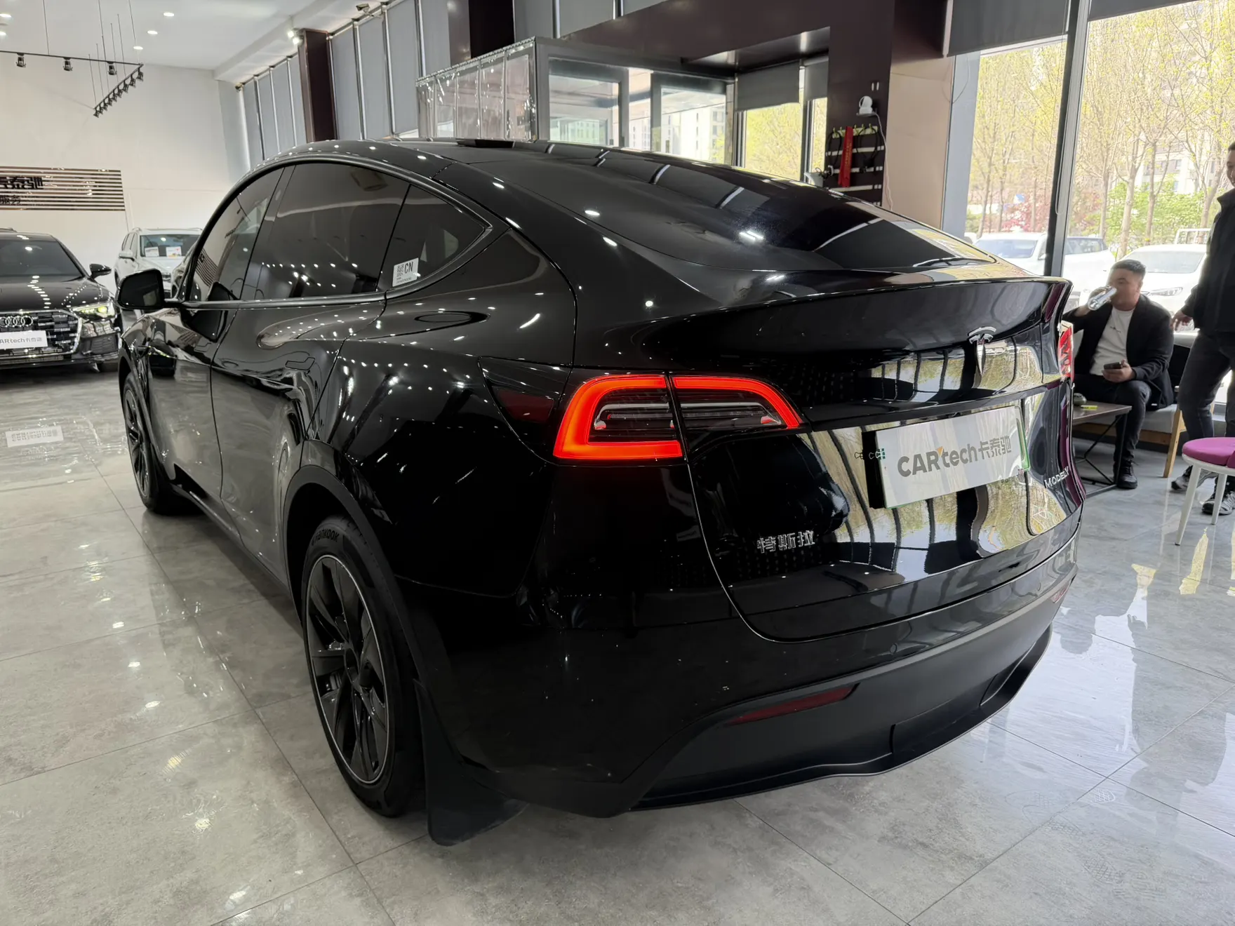 Tesla Model Y, 2022 6