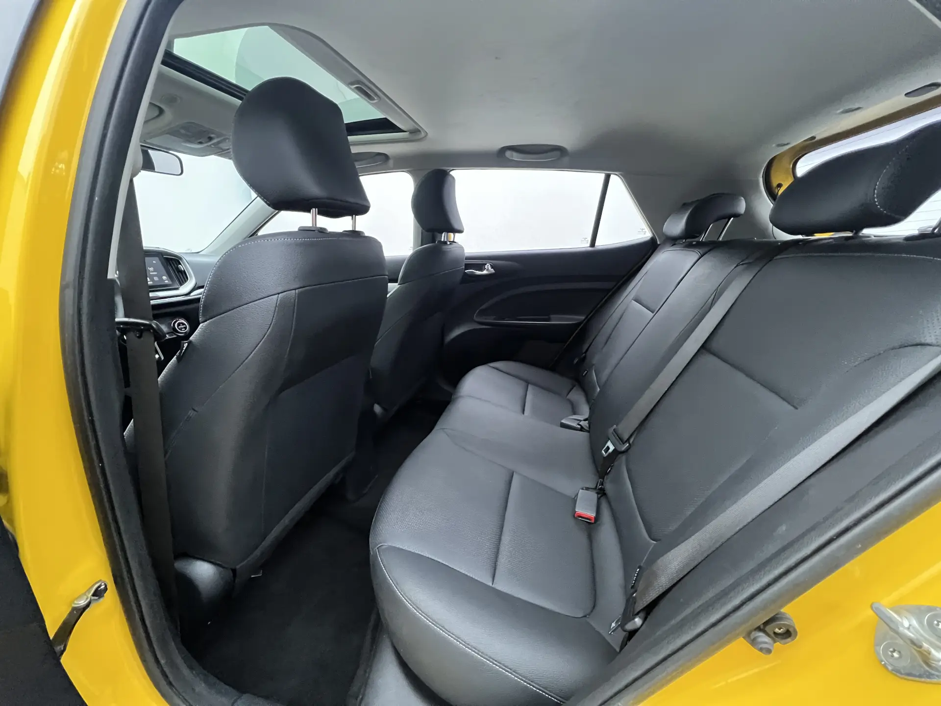 Kia KX1, 2022 13
