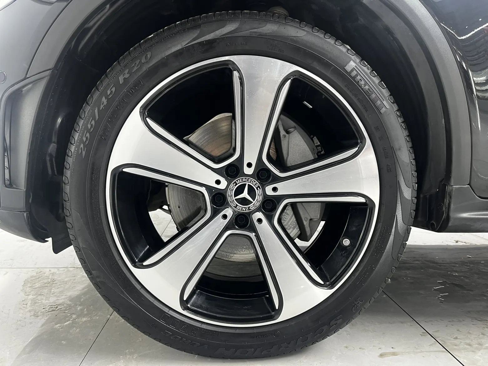 Mercedes-Benz GLC 300 L, 2023 7