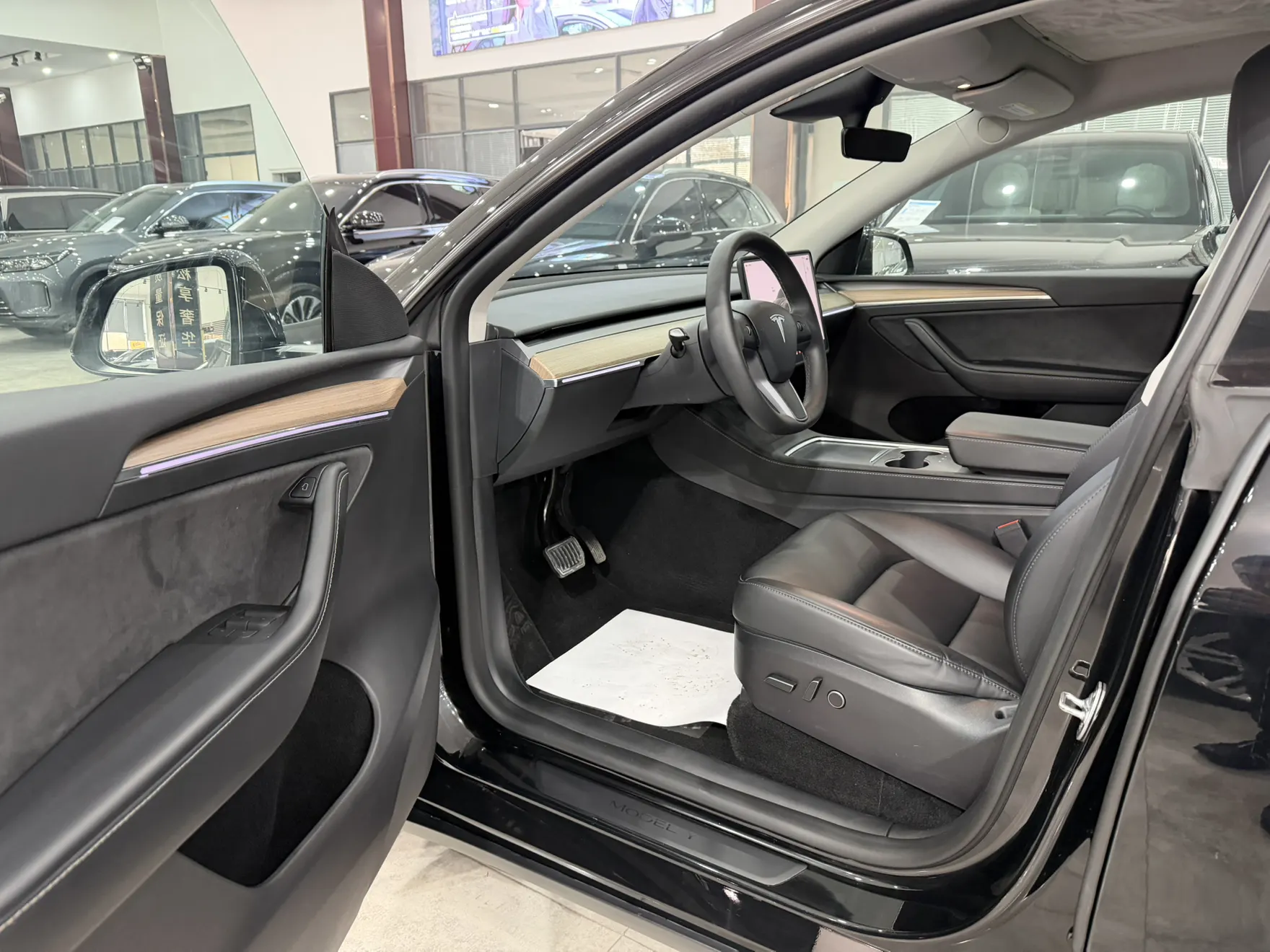 Tesla Model Y, 2022 8