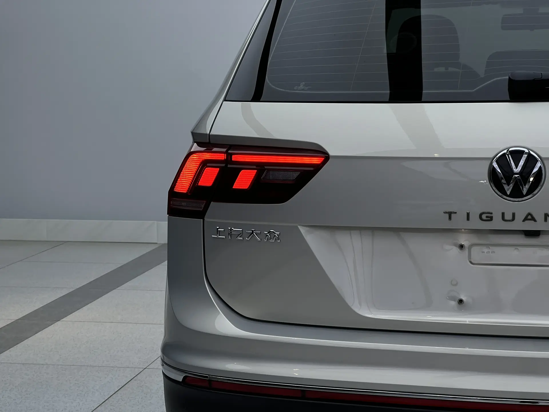 Volkswagen Tiguan L, 2022 6