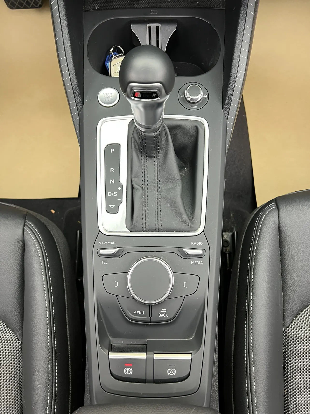 Audi Q2L 35 TFSI, 2021 23