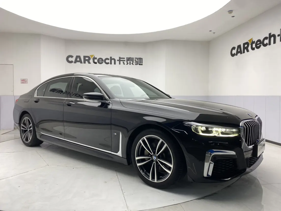 BMW 730Li, 2022 2