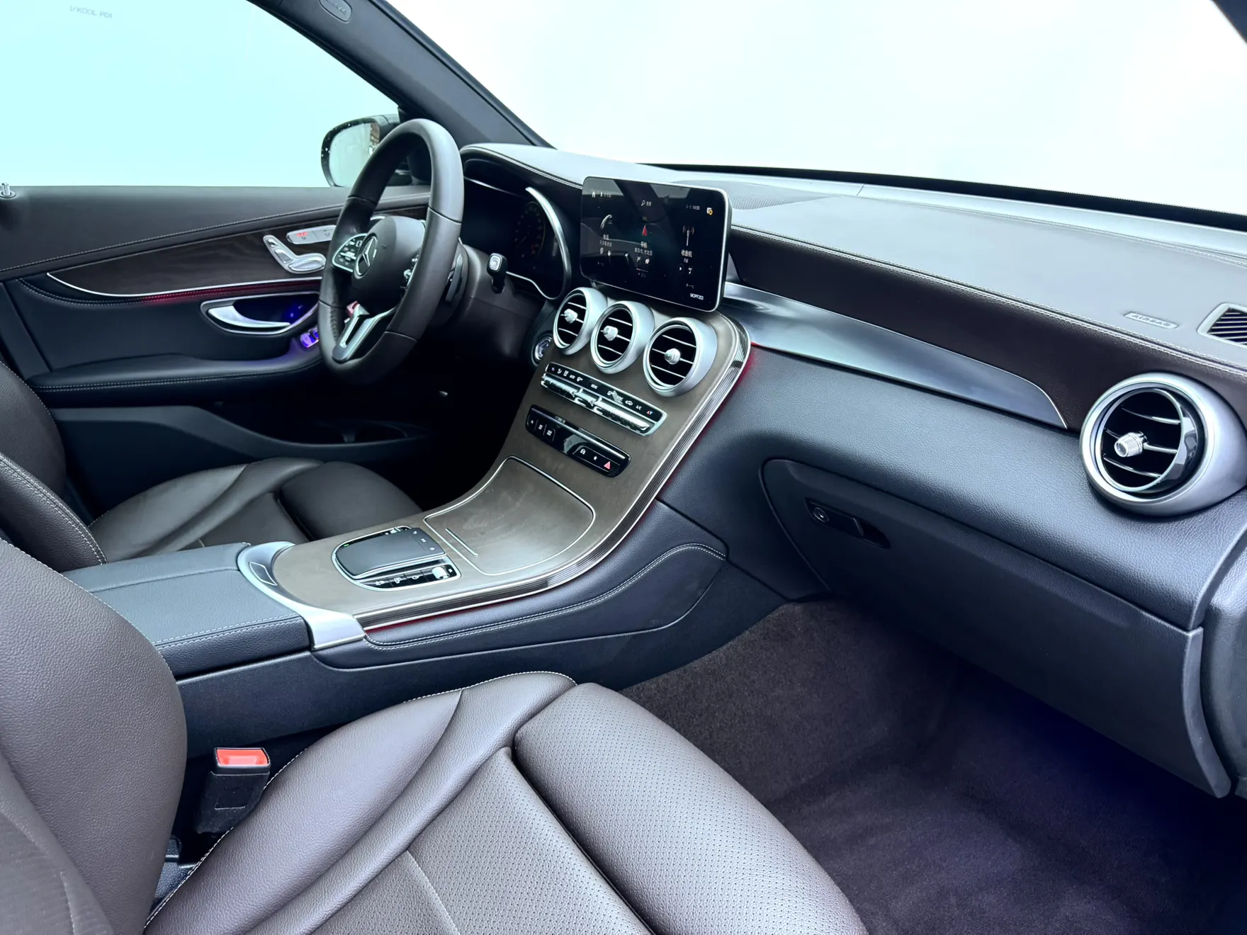 Mercedes-Benz GLC 260 L, 2020 28