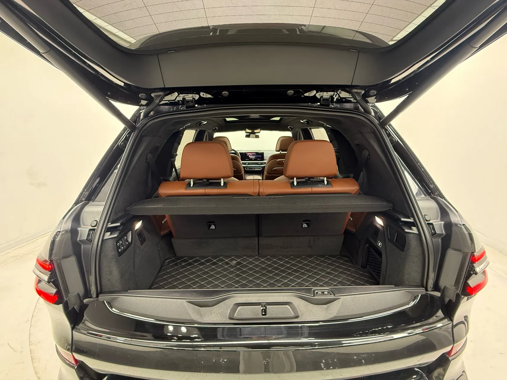 BMW X7, 2023 11
