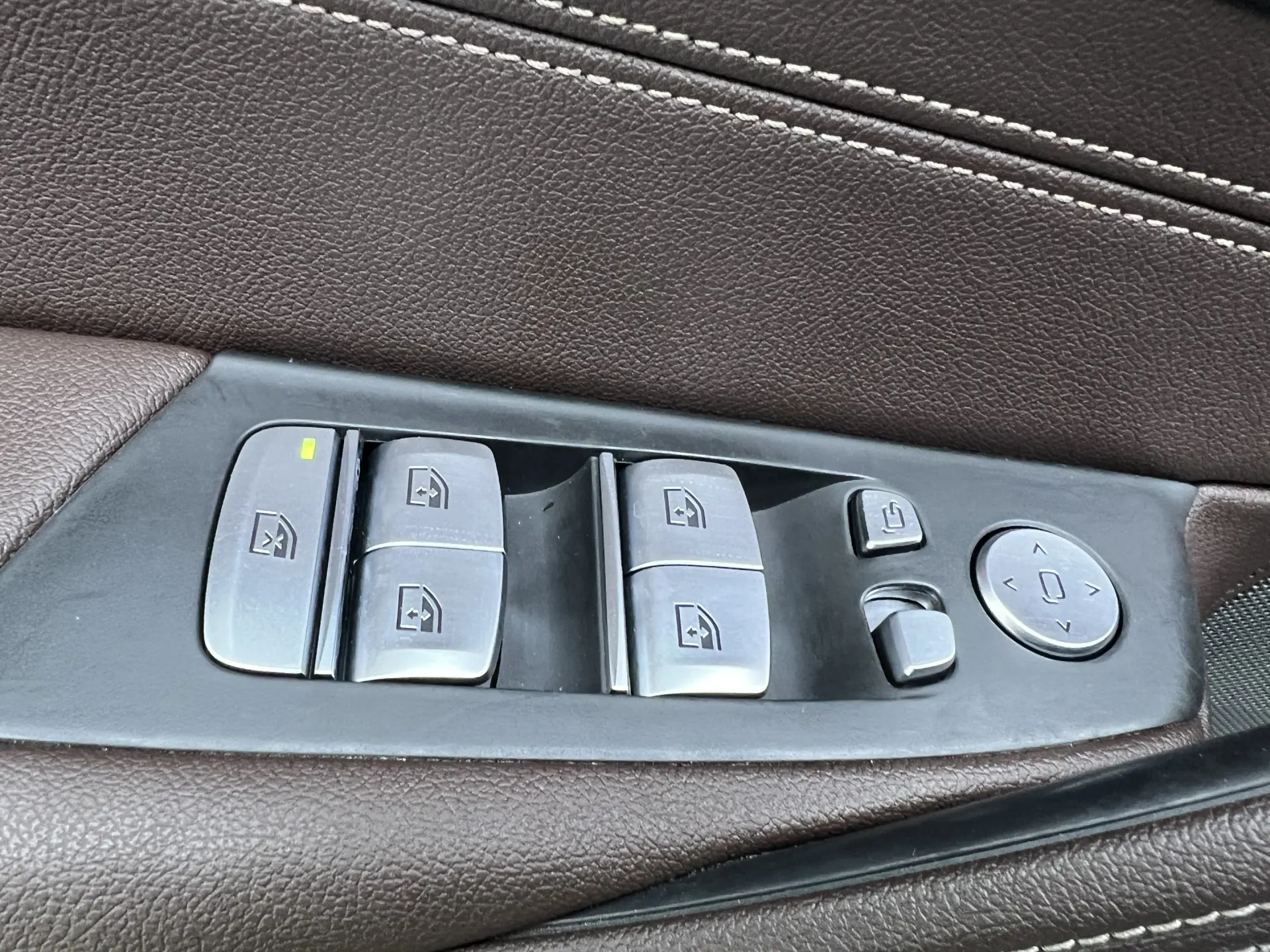 BMW 530Li, 2022 12