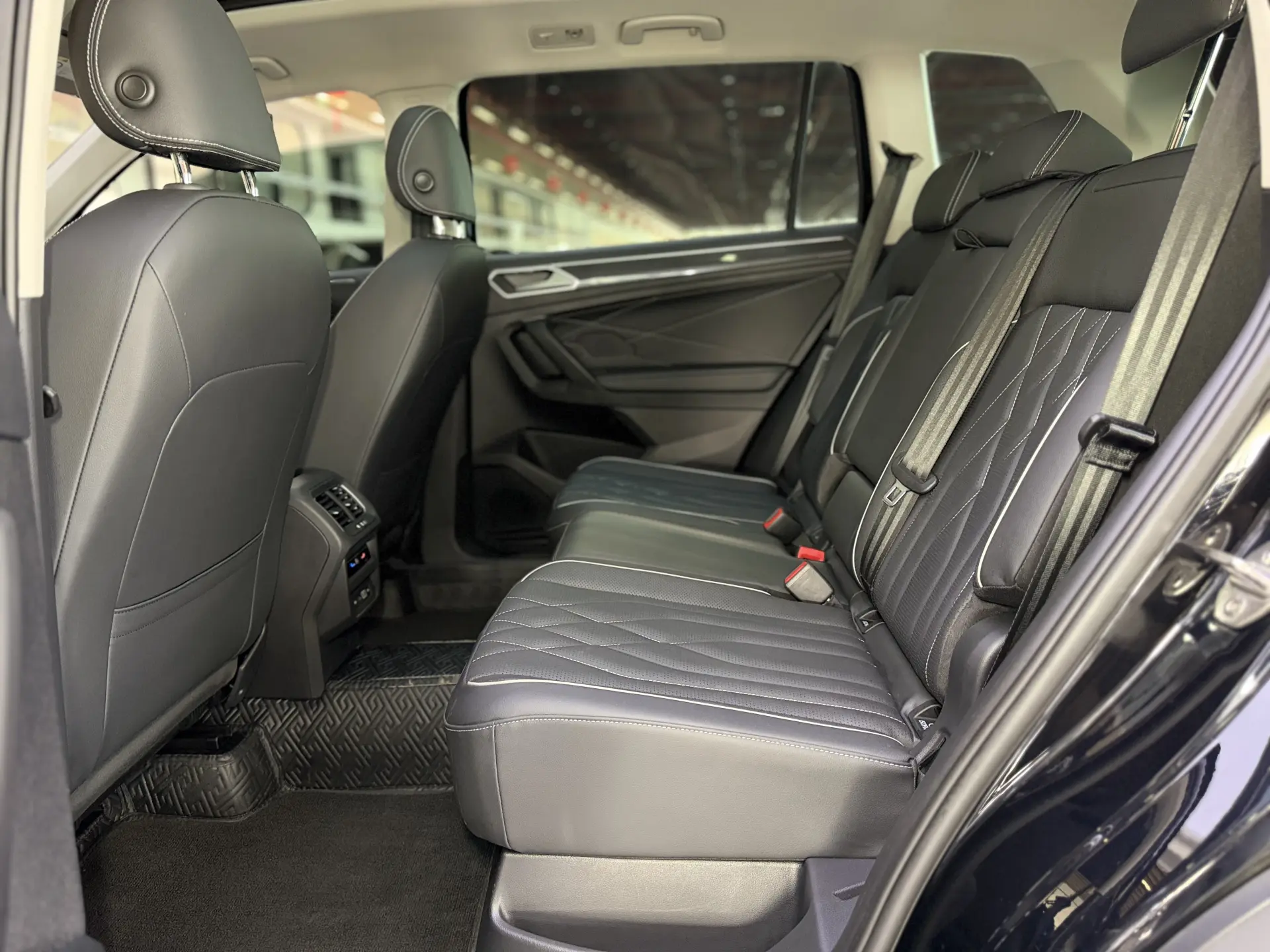 Volkswagen Tiguan L, 2023 19