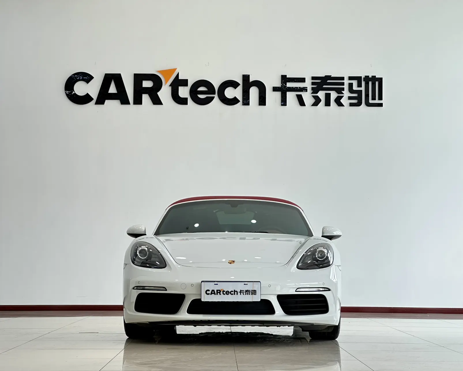 Porsche Boxster, 2023 3