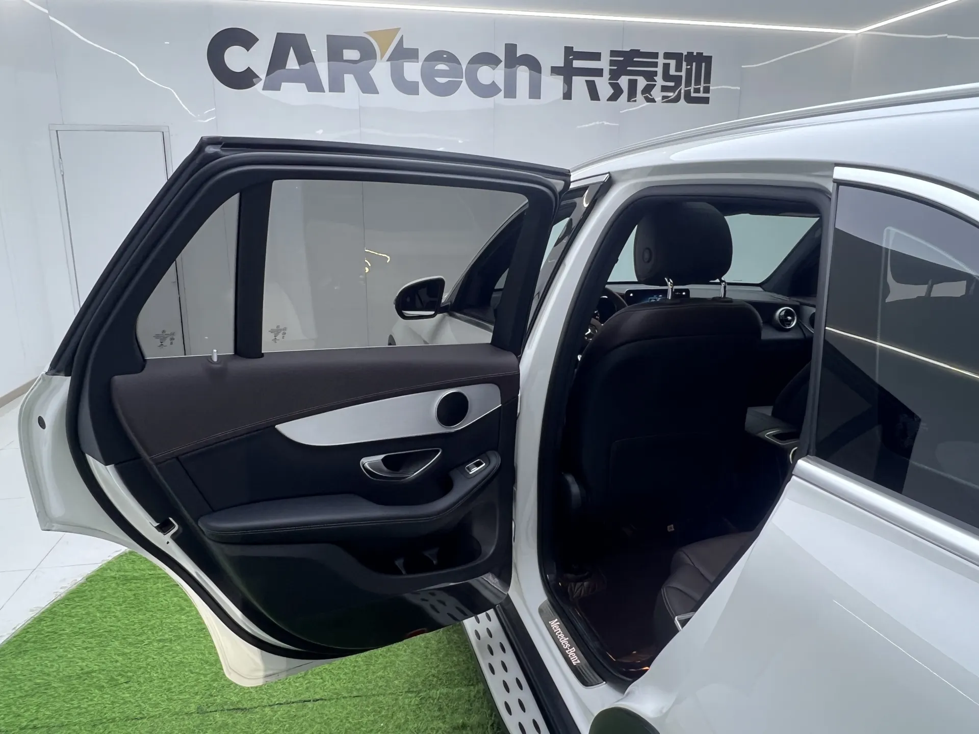 Mercedes-Benz GLC 260 L, 2022 19